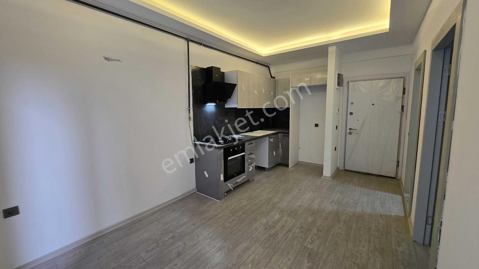 Menderes Barbarosta Sıfır 1+1 40 M² Kapalı Otoparkyerden Isıtma - Görsel 13