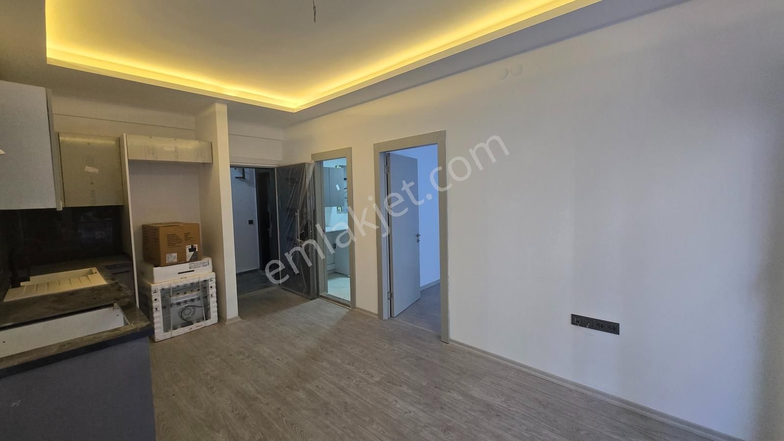 Menderes Barbarosta Sıfır 1+1 40 M² Kapalı Otoparkyerden Isıtma - Görsel 15