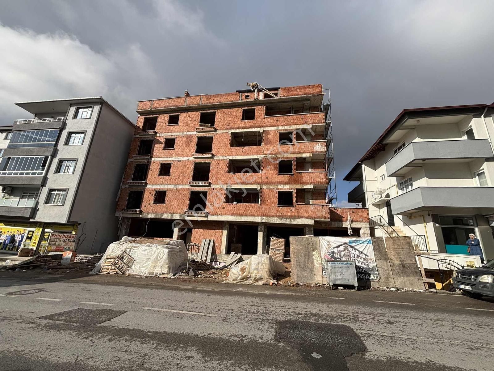 Çayırova Özgürlük Cadde Üzeri Satılık 2+1 3+1 Daire - Görsel 3