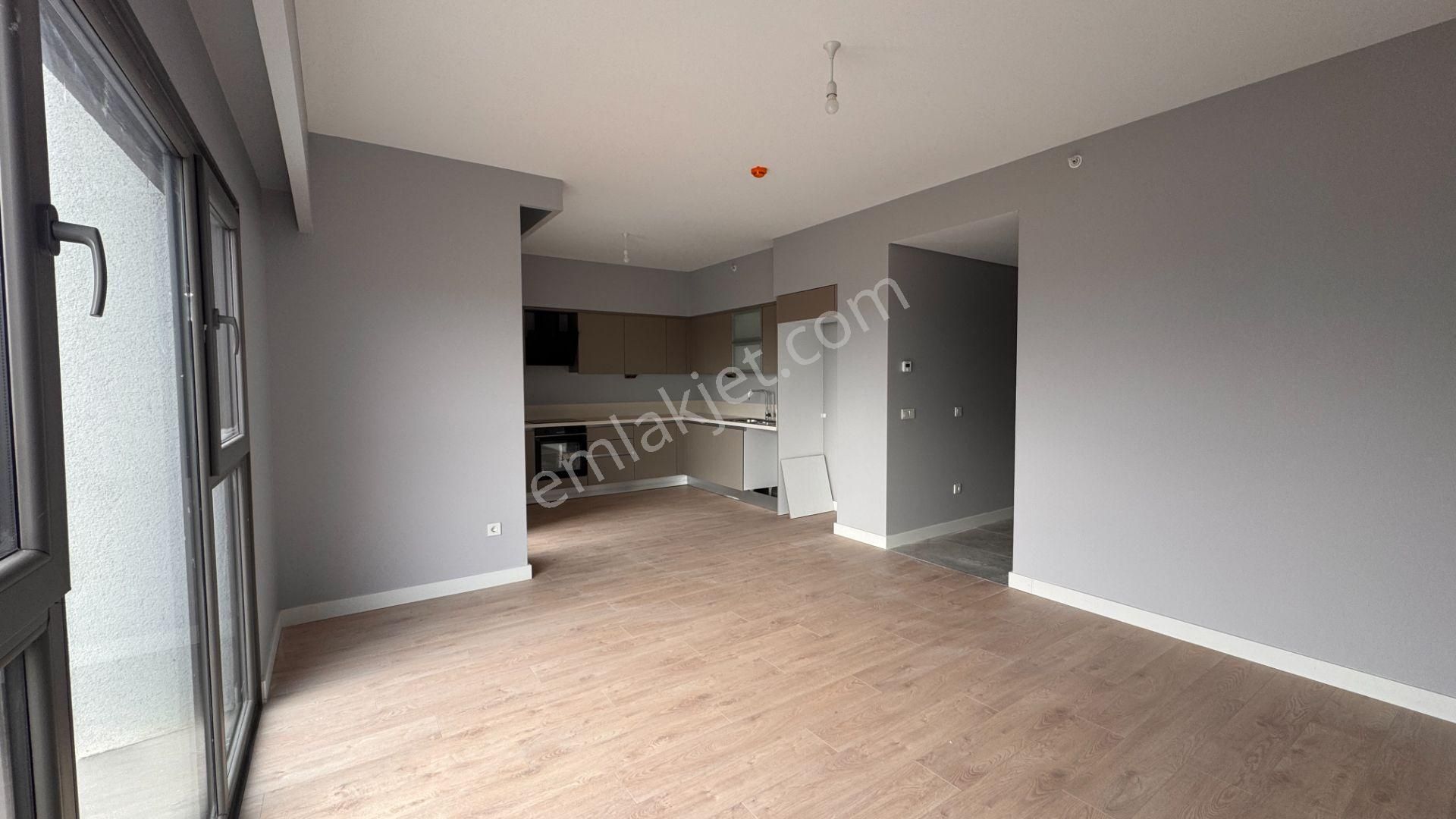 Fikirtepe Emlak Konutları 16. Etap B Blokta 2+1 Deniz Manzaralı Kiralık Daire - Görsel 2