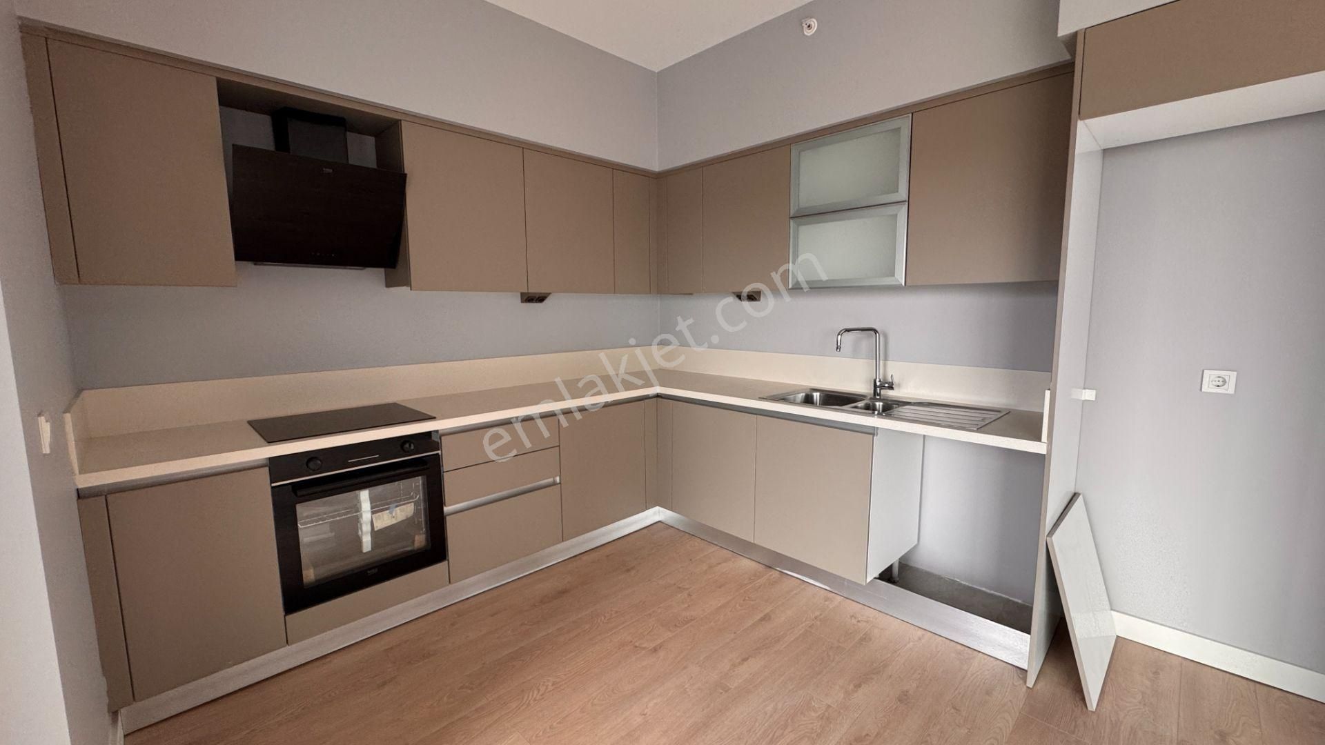 Fikirtepe Emlak Konutları 16. Etap B Blokta 2+1 Deniz Manzaralı Kiralık Daire - Görsel 8