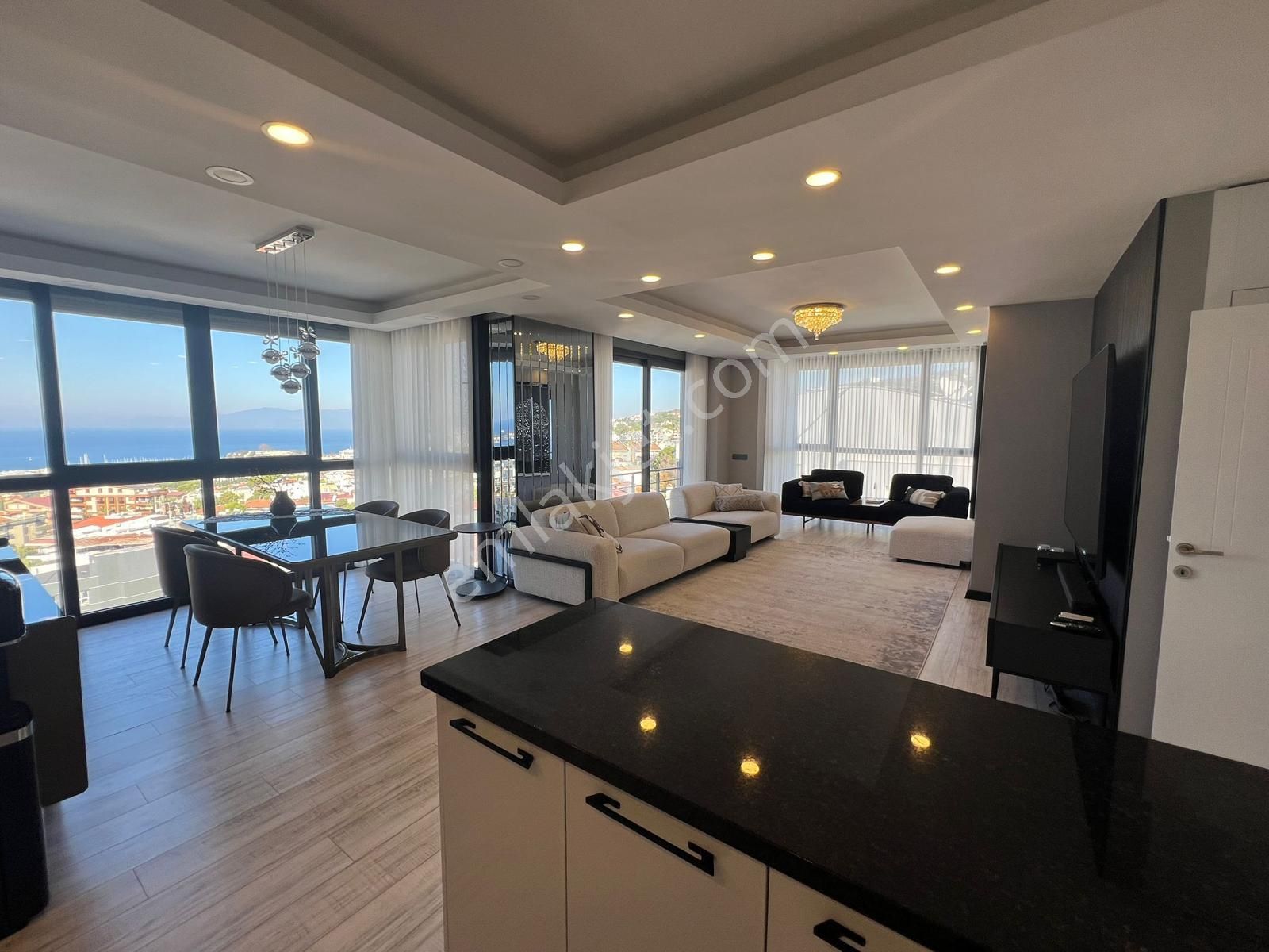 Eşsiz Deniz Manzaralı Lüks Çatı Dubleksi! - Görsel 3