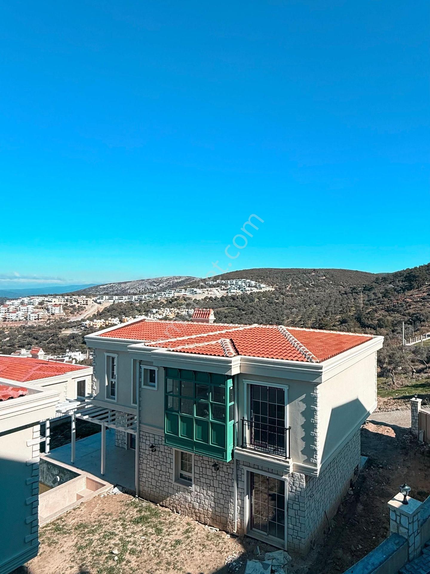 Merkeze Yakın, Manzaralı, Özel Havuzlu Villa - Görsel 22