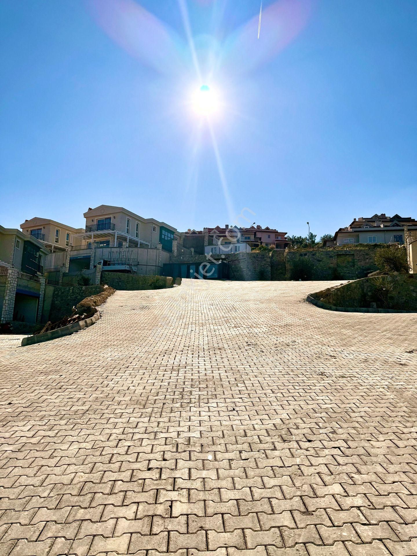 Merkeze Yakın, Manzaralı, Özel Havuzlu Villa - Görsel 14