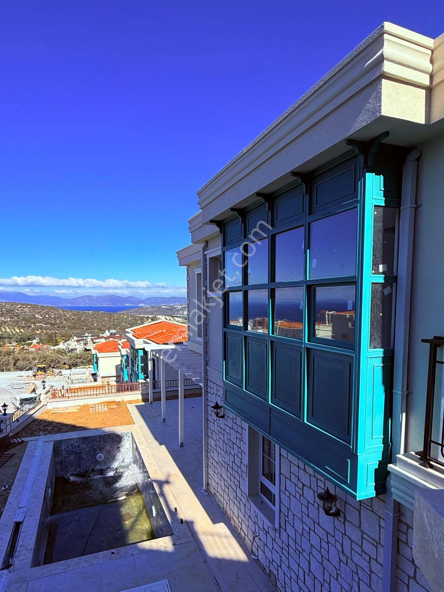 Merkeze Yakın, Manzaralı, Özel Havuzlu Villa - Görsel 21