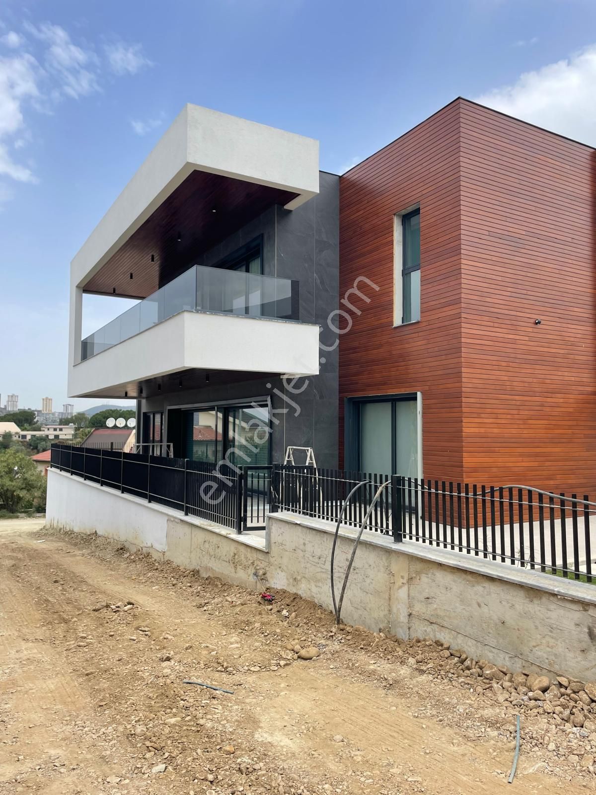 Özel Havuz - Akıllı Teknoloji - Eşsiz Deniz Manzarası - Sıfır Villa - Görsel 9
