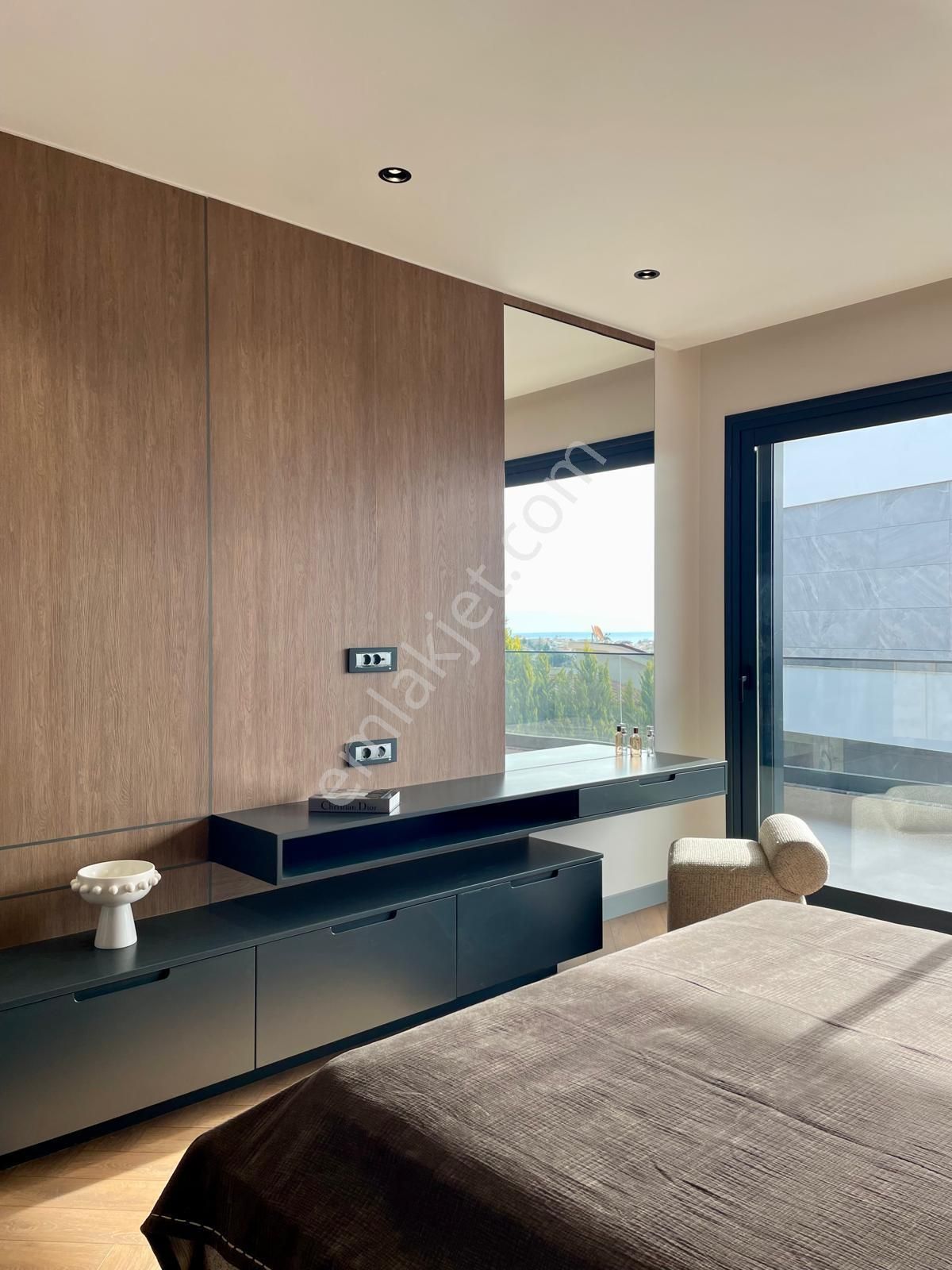 Özel Havuz - Akıllı Teknoloji - Eşsiz Deniz Manzarası - Sıfır Villa - Görsel 16