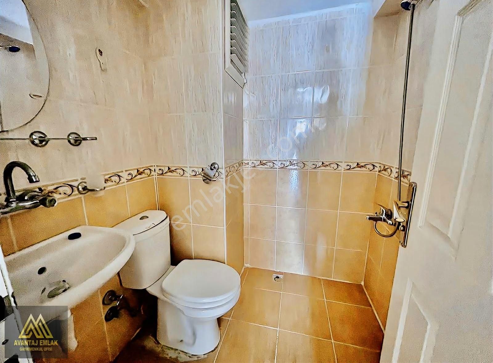 Avantaj'dan Küçük Kayaş'ta Arakat,cadde Dibi,güney Cephe 3+1 - Görsel 11