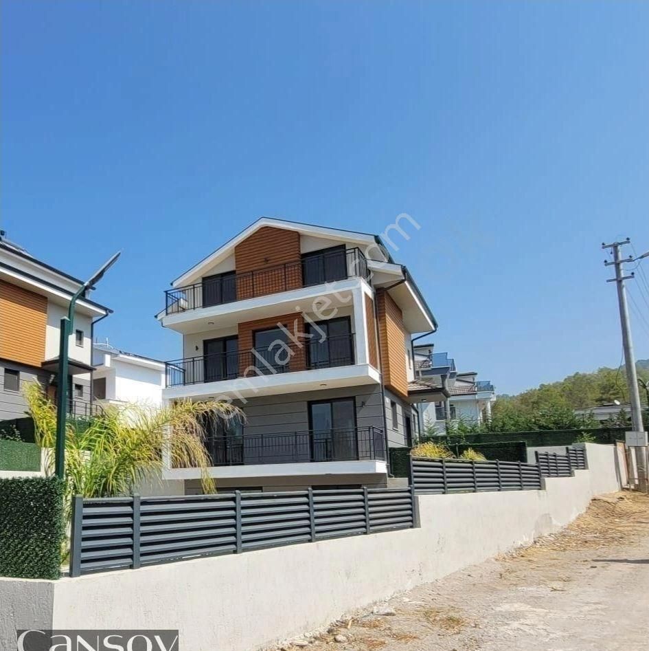 Fethiye Çiftlik Satılık 4+2 Lüks Villa