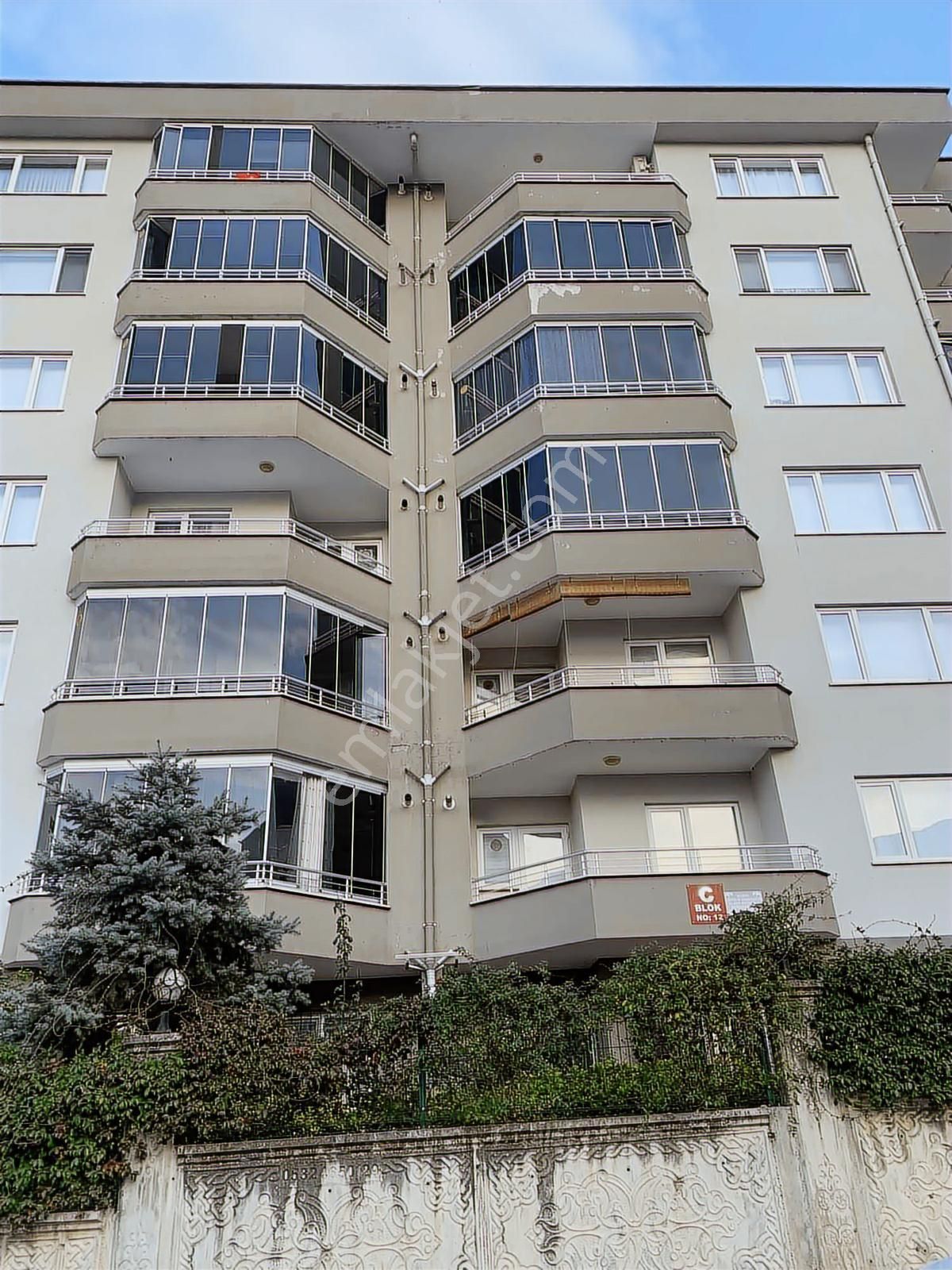 Ayma Gayrimenkul'den Bağlaraltında Kiralık 3+1 Daire - Görsel 3