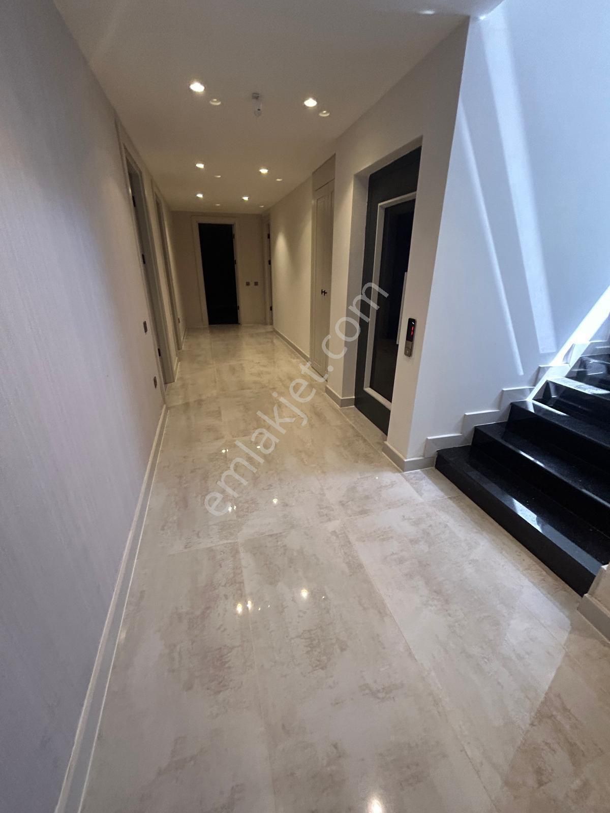 Panoramik Manzaralı Ve Özel Havuzlu Tek Müstakil Villa - Görsel 24