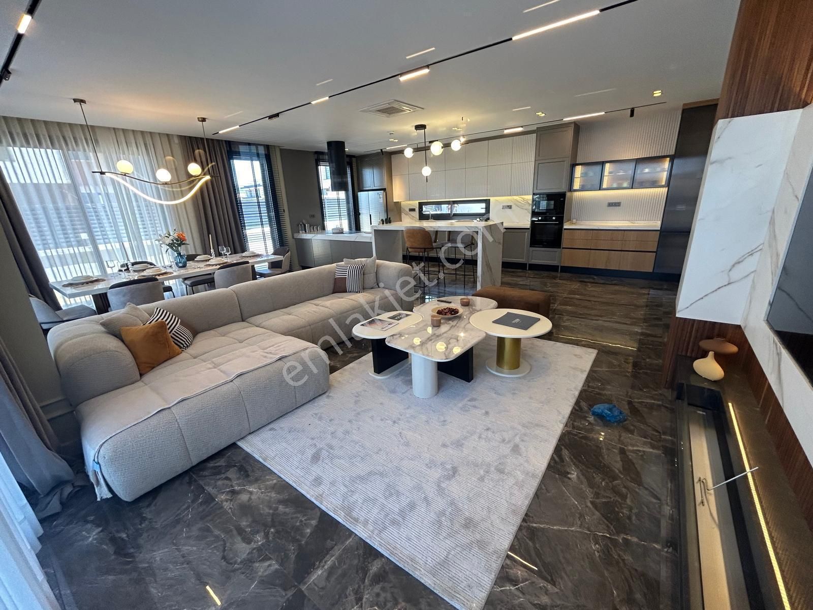 Panoramik Manzaralı Ve Özel Havuzlu Tek Müstakil Villa