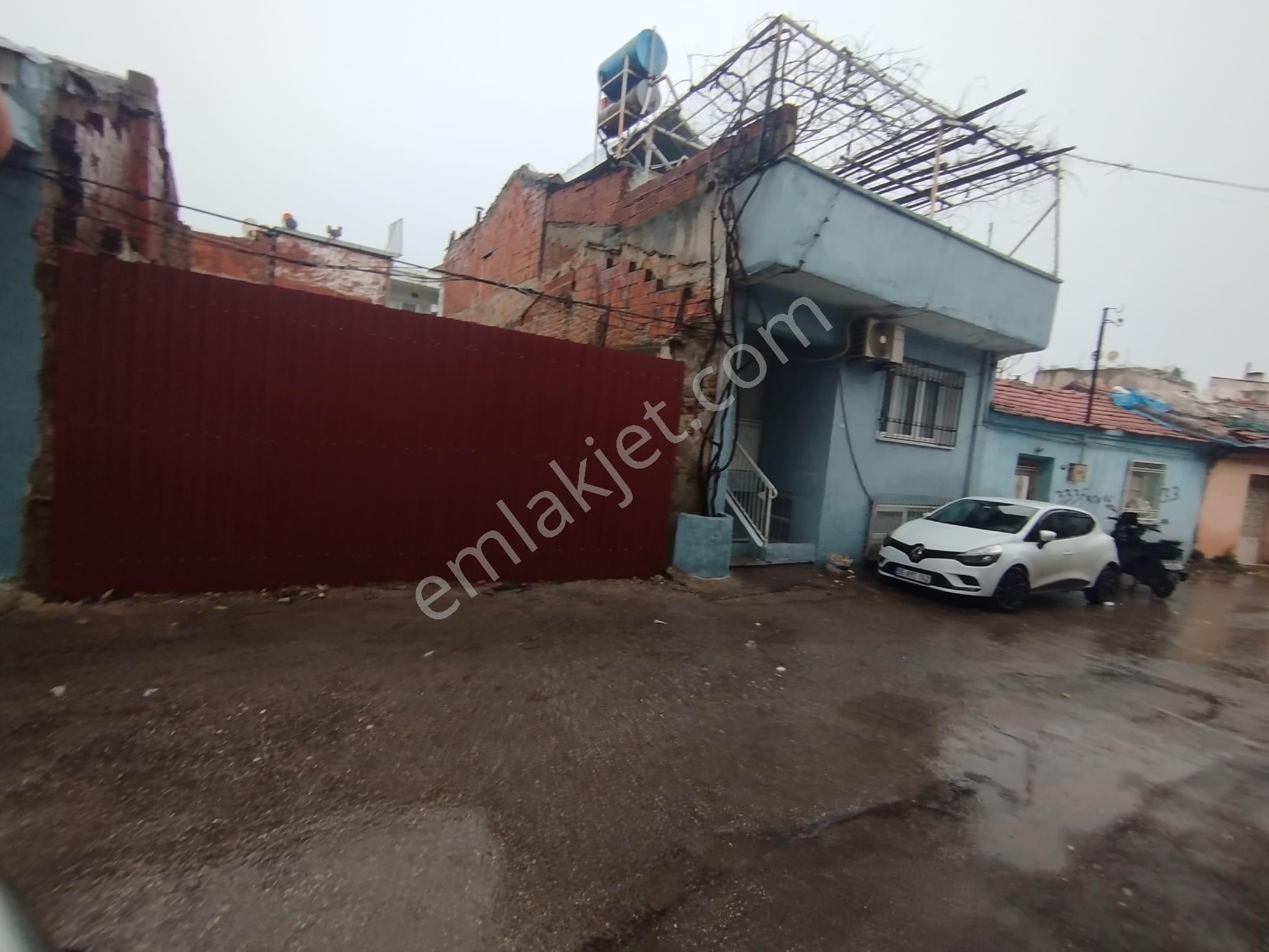 Çimentepe De Satılık Evlerin İçerisinde Merkezi Konumda Arsa - Görsel 3