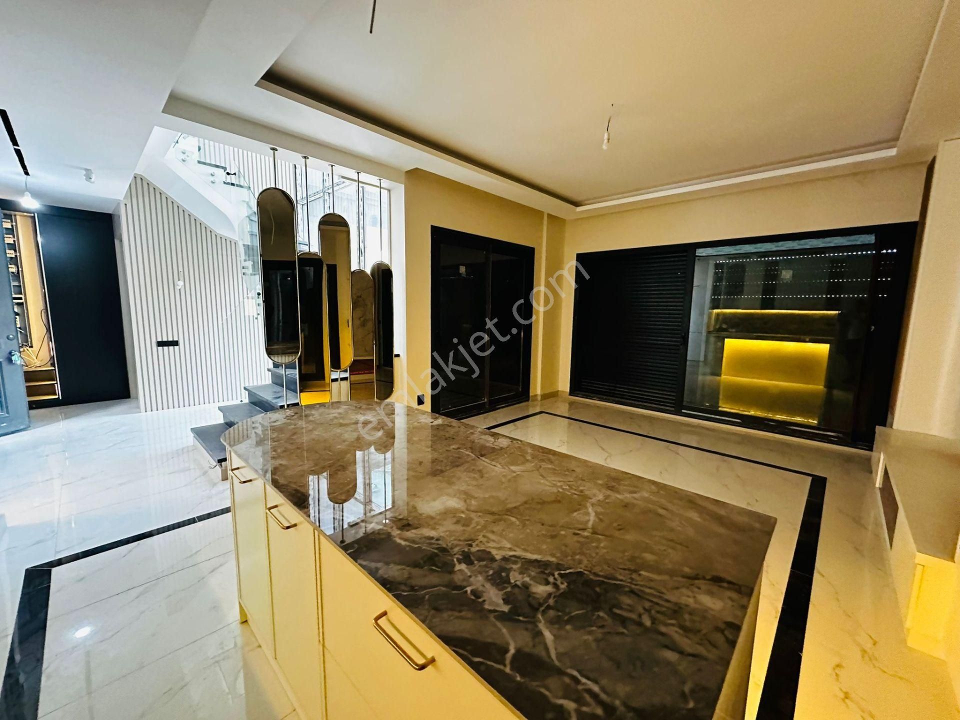 Manzara-güvenlik-özel Havuz-bahçe-otopark-yerden Isıtma-ultra Lüx-akıılı Ev -6+1 Fırsat Villa - Görsel 10