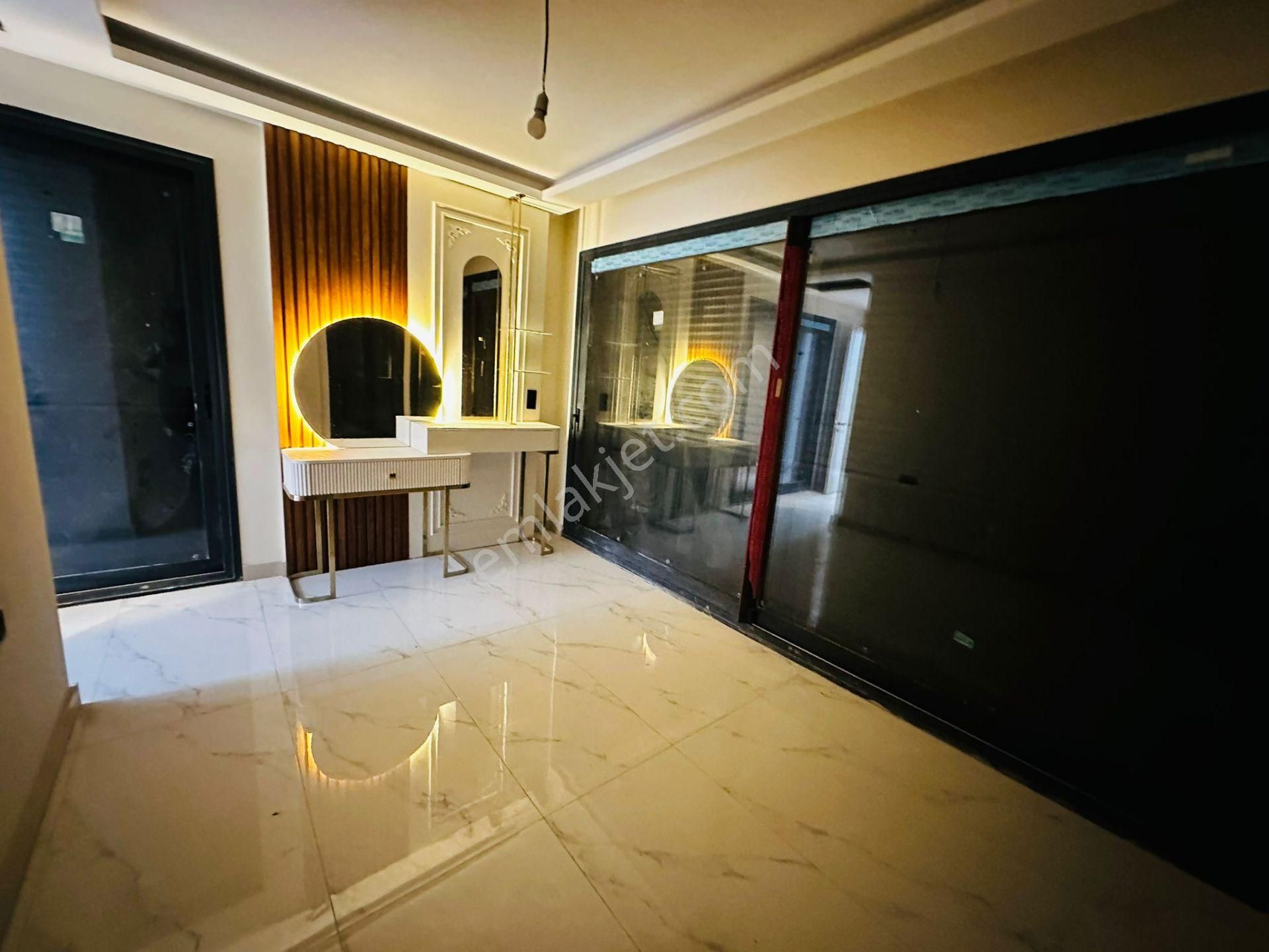 Manzara-güvenlik-özel Havuz-bahçe-otopark-yerden Isıtma-ultra Lüx-akıılı Ev -6+1 Fırsat Villa - Görsel 28