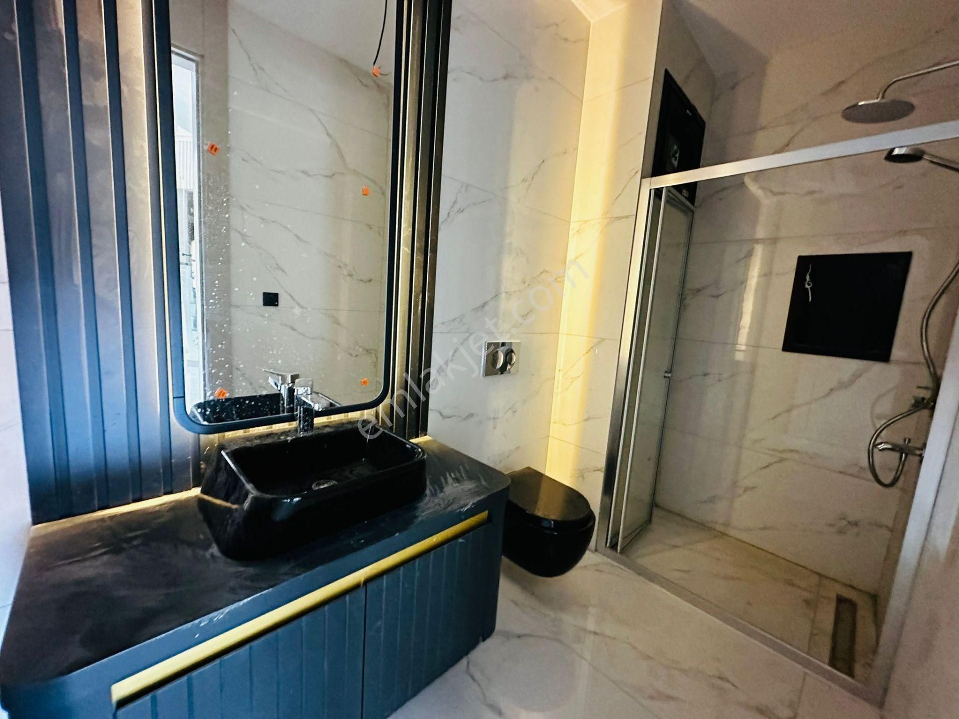 Manzara-güvenlik-özel Havuz-bahçe-otopark-yerden Isıtma-ultra Lüx-akıılı Ev -6+1 Fırsat Villa - Görsel 16