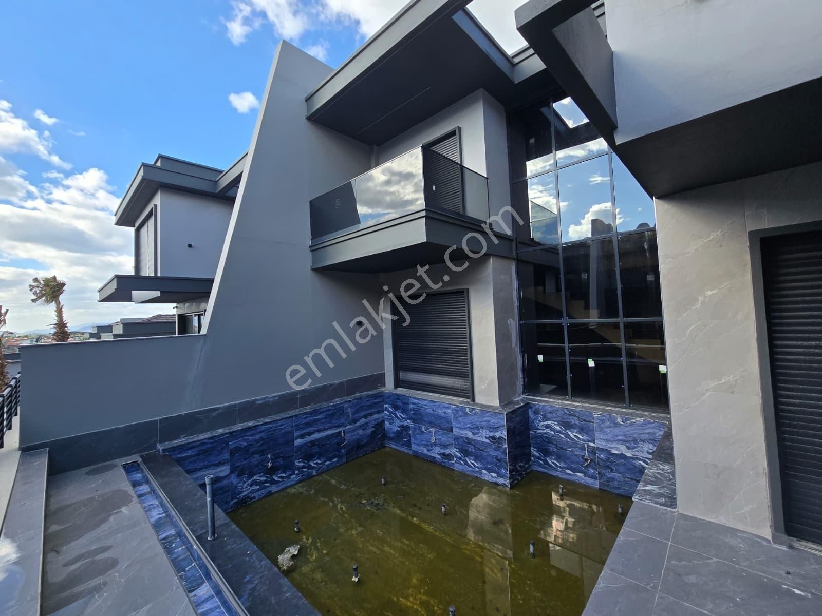 Manzara-güvenlik-özel Havuz-bahçe-otopark-yerden Isıtma-ultra Lüx-akıılı Ev -6+1 Fırsat Villa - Görsel 31