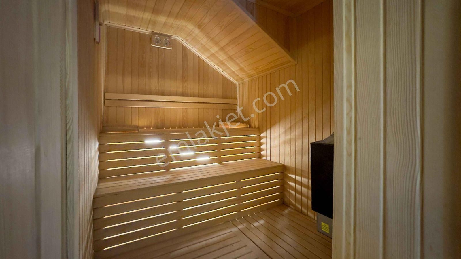 Kadınlar Denizi'nde Tek Müstakil 4+1 Villa - Görsel 13