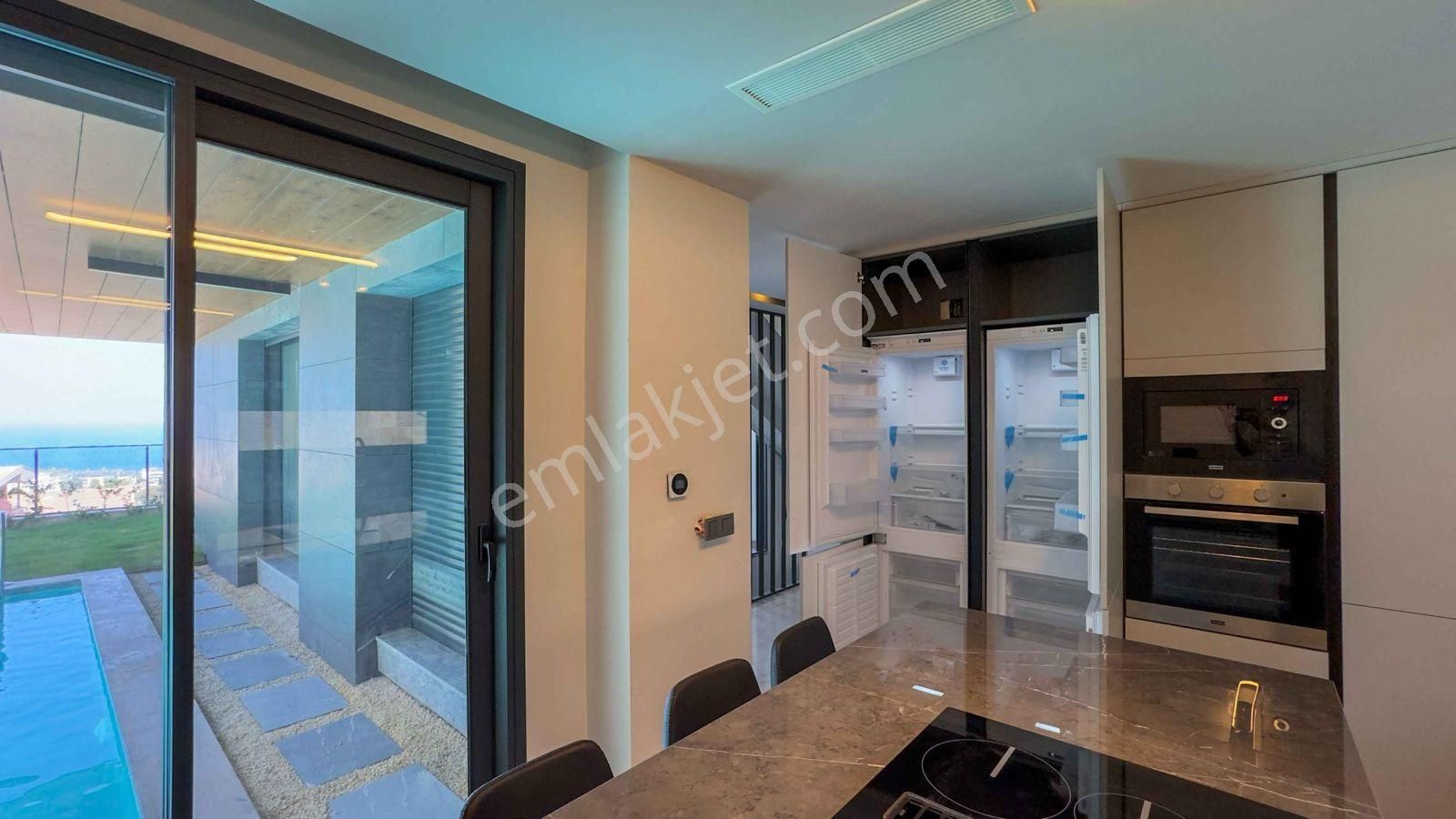 Kadınlar Denizi'nde Tek Müstakil 4+1 Villa - Görsel 20