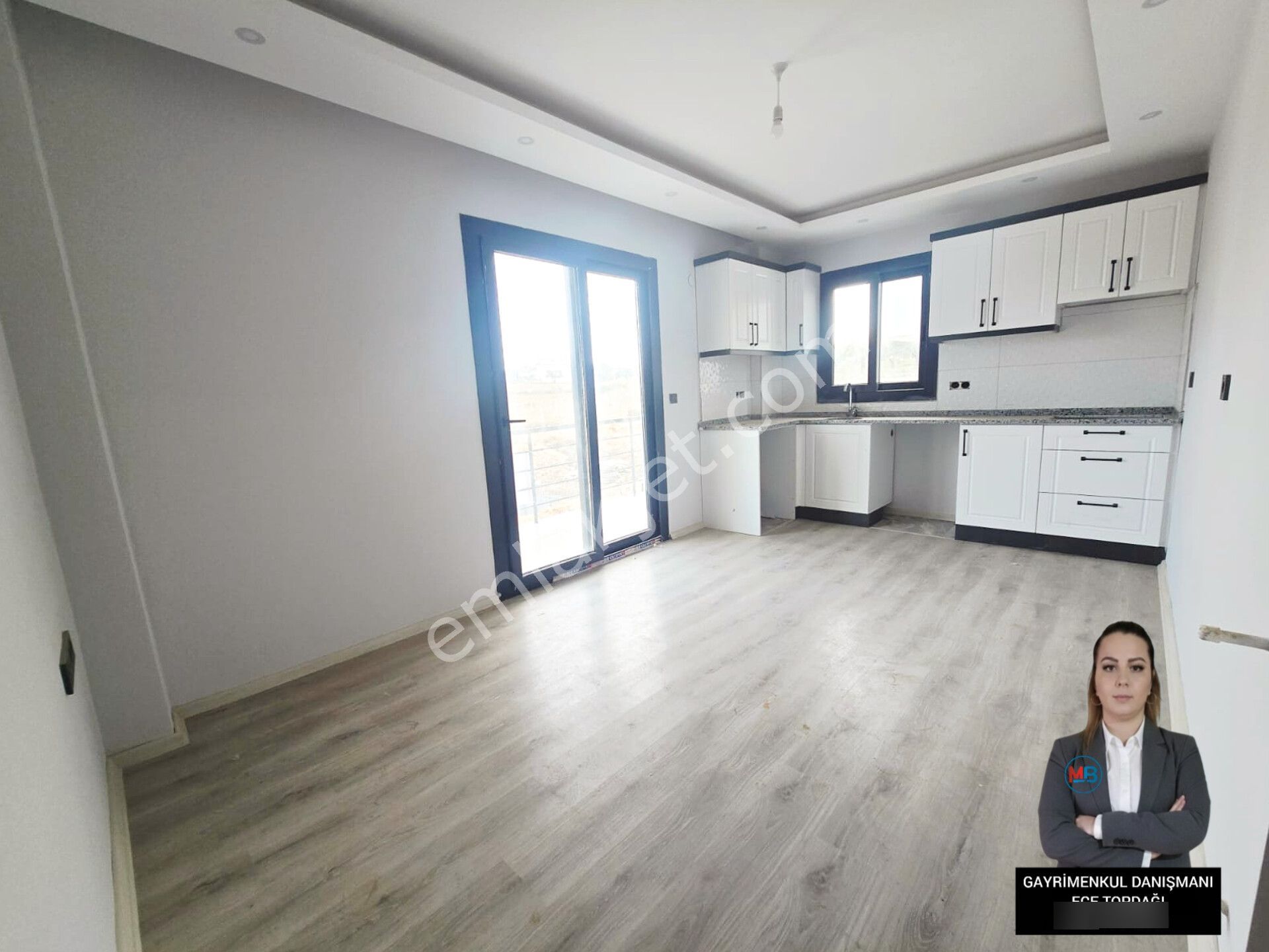 Didimde Satılık 2+1 Daire Sıfır Ön Cephe Geniş Balkonlu Kalan Son Daire ! - Görsel 6