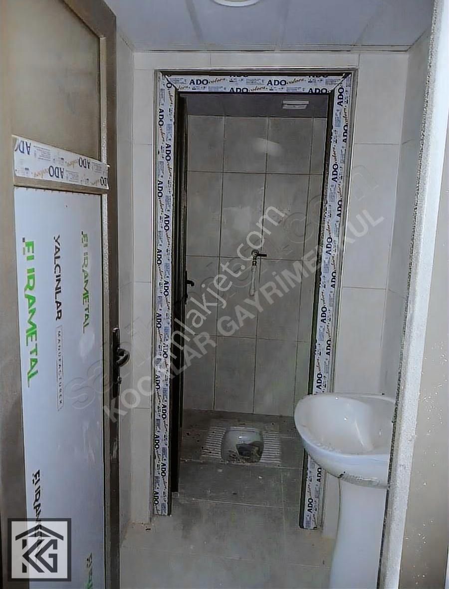 Atiker 4 Sanayii Sitesinde 200 M2 Kiralık Dükkan - Görsel 3