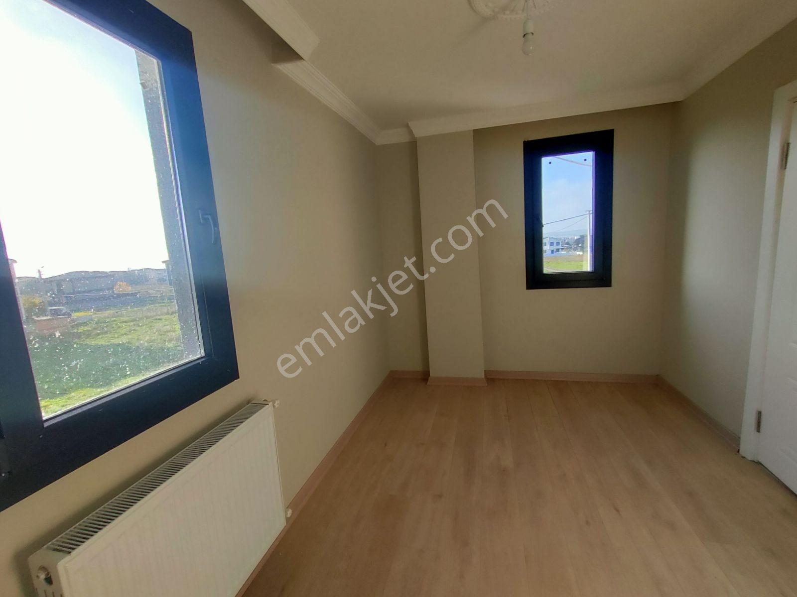 Kartallar'dan Büyük Bahçeli Kombili Müstakil Yazlık Villa. - Görsel 4