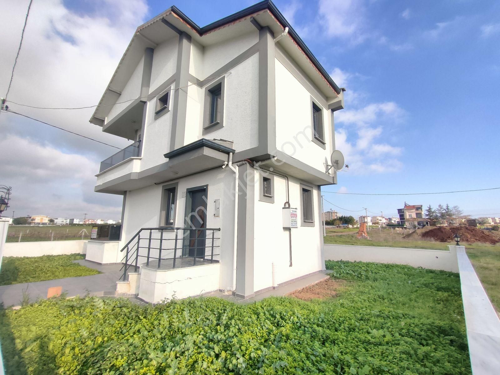 Kartallar'dan Büyük Bahçeli Kombili Müstakil Yazlık Villa. - Görsel 24