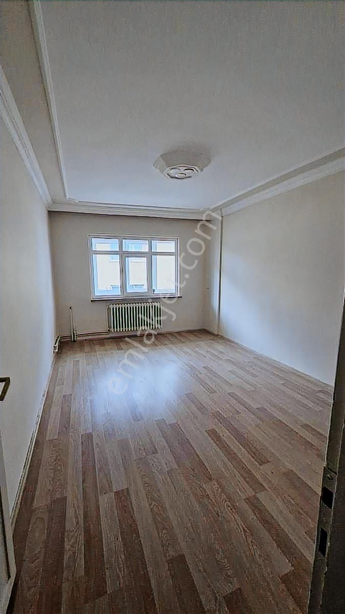 Hacıkadır Camı Karsı Sokagı Kıralık 3+1 Daıre - Görsel 2