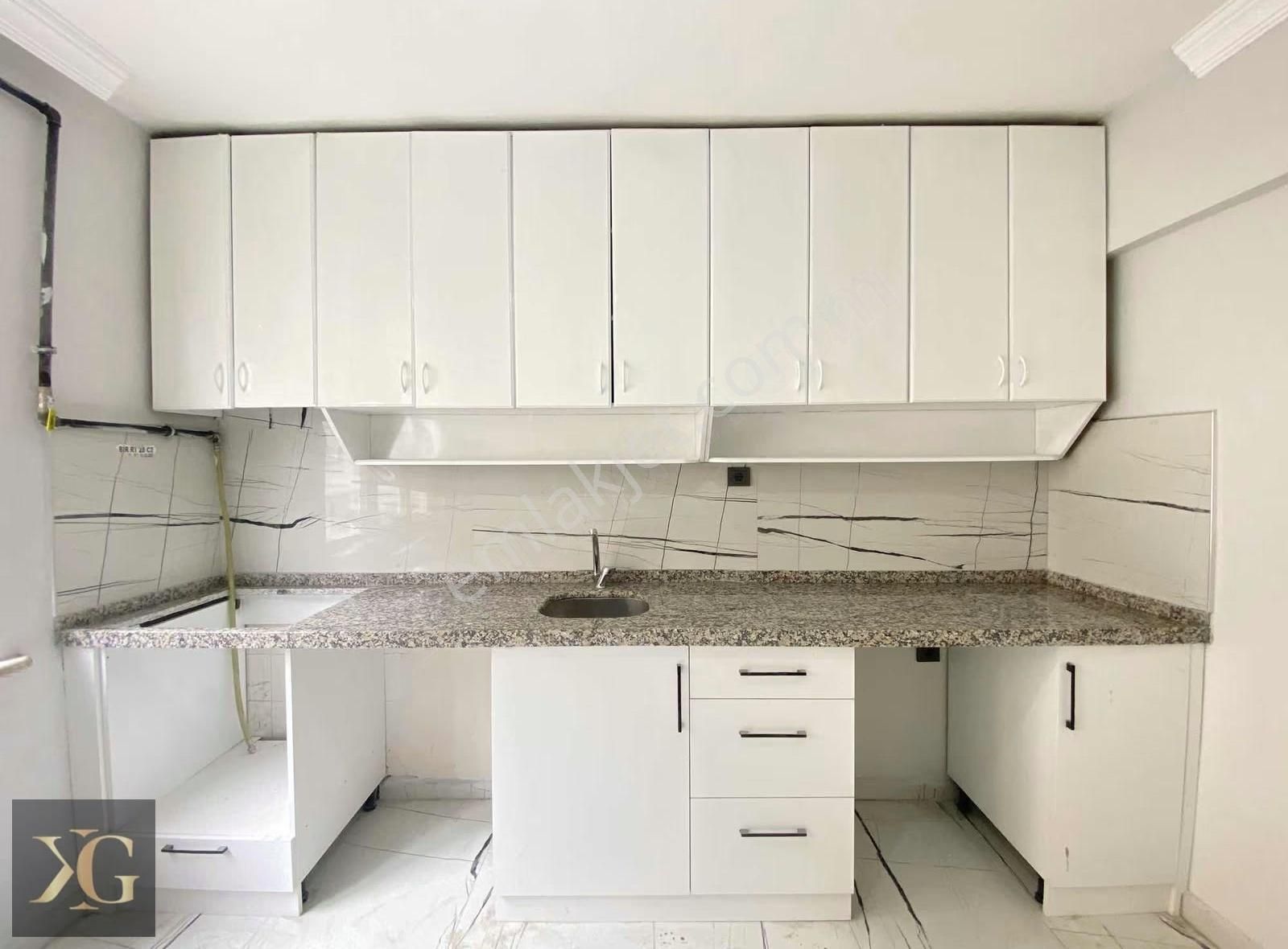 Pruva'dan İçi Komple Yenilenmiş 2+1 Eşyasız Kiralık Daire - Görsel 29