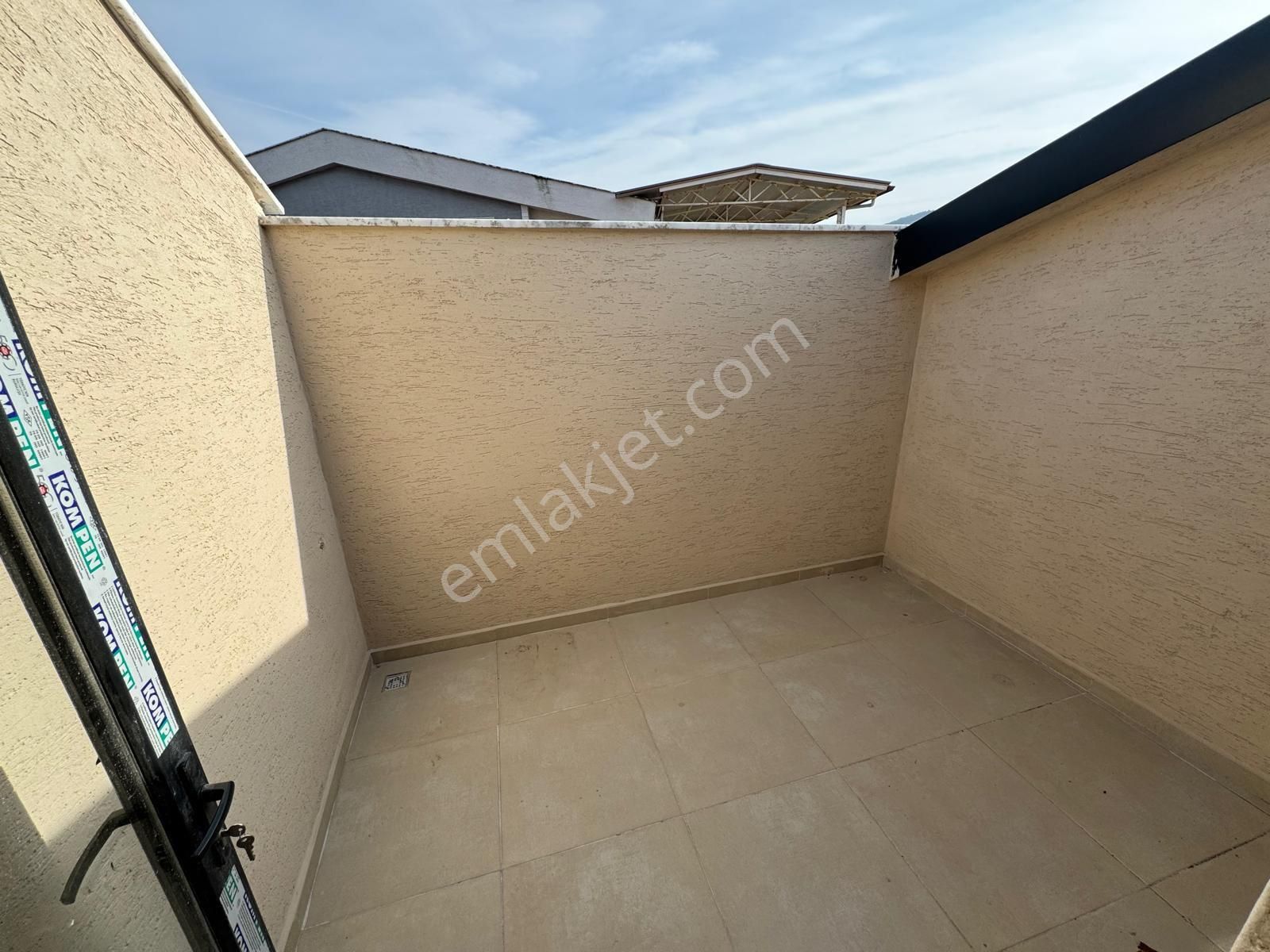 Yalova Çınarcık Teşvikiye Plajlar Mevkiinde Dubleks 2 + 1 Satılık Daire - Görsel 19