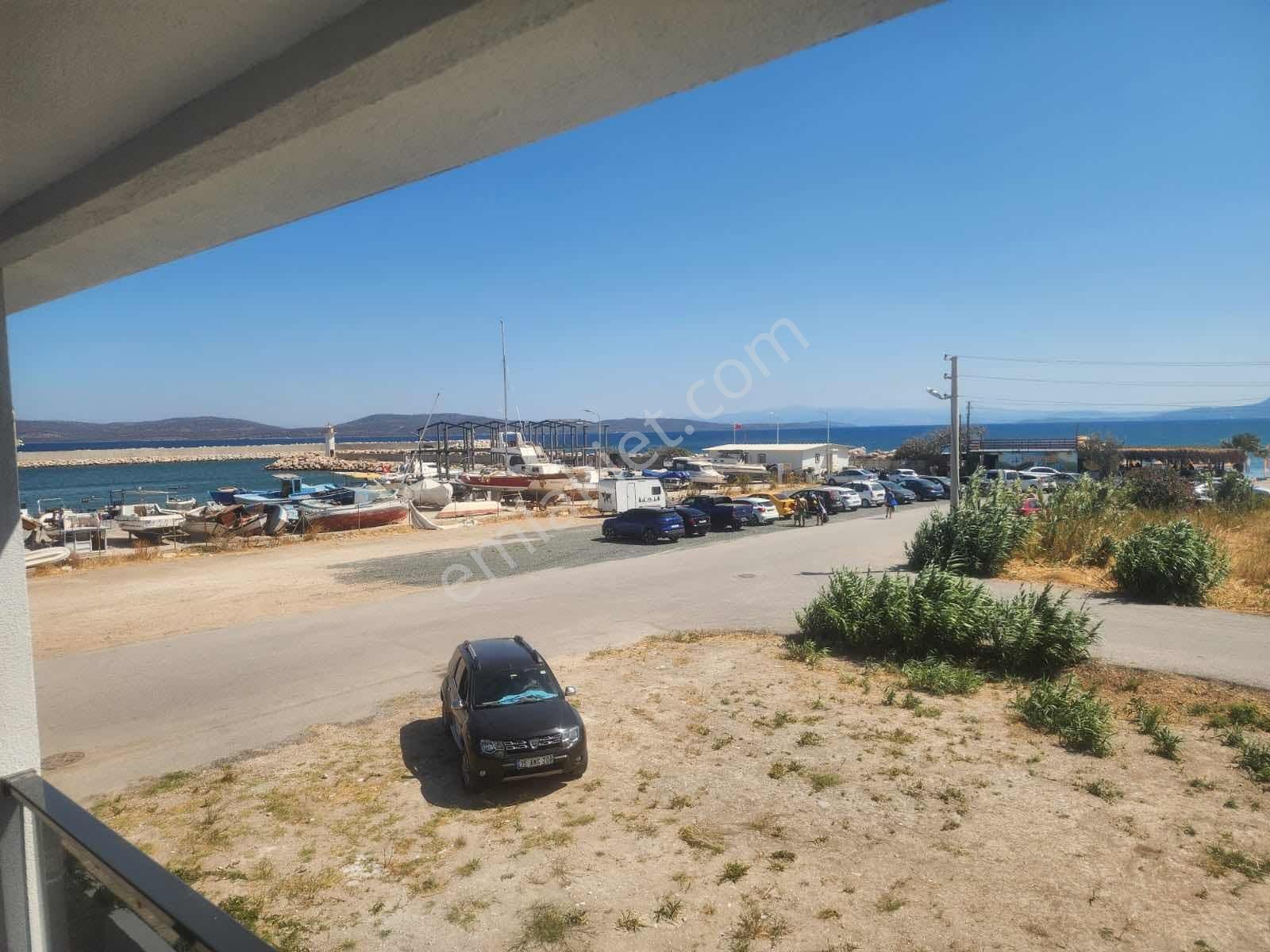 Mordoğan Emlaktan Merkezde Denize Sıfır 3+1 Masrafsız Yazlık - Görsel 16