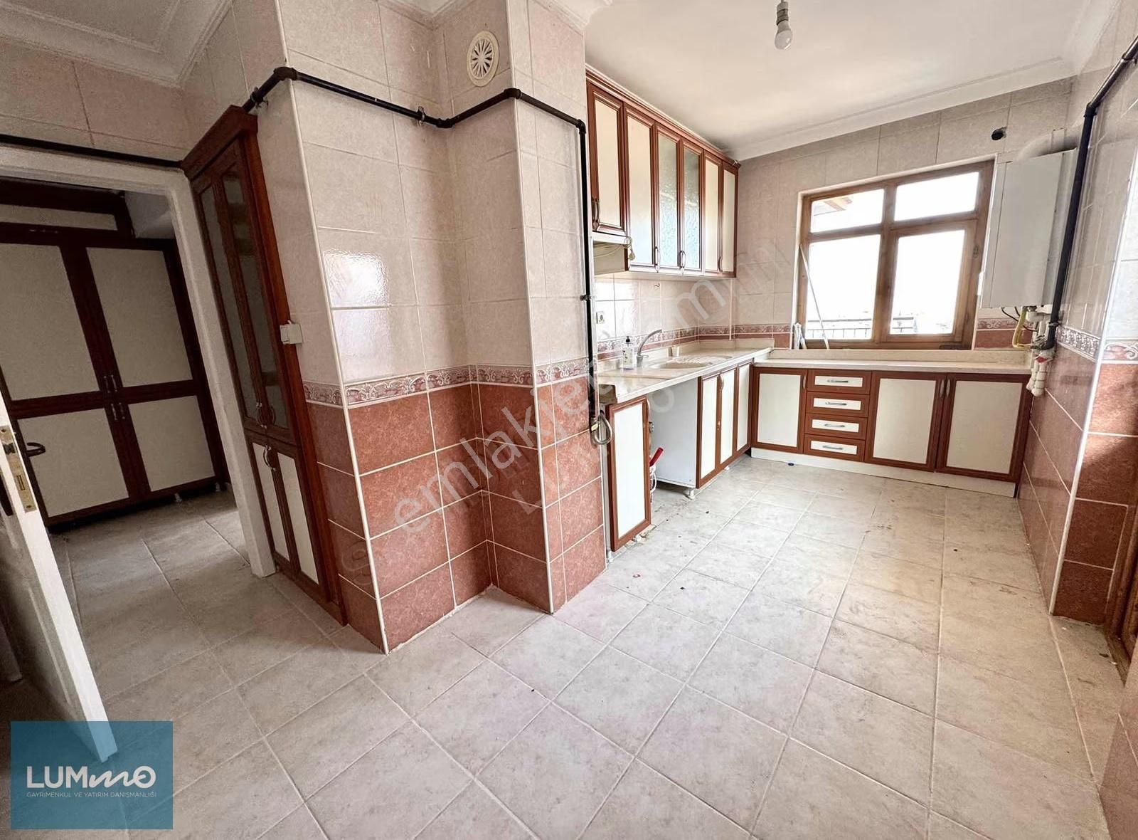 Kartaltepe Cadde Üstü 3 Balkonlu Manzaralı Önü Açık 3+1 - Görsel 27