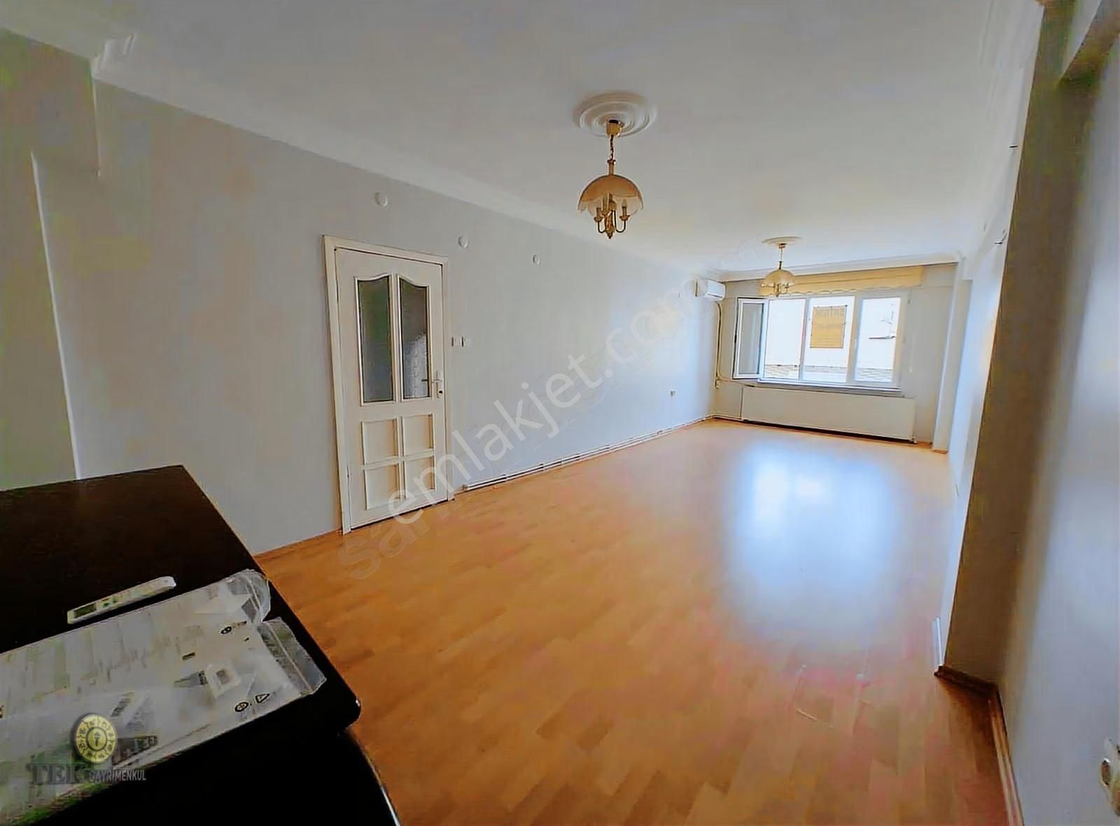 Şeyhsinan Mah. De 3+1 140m² Çarşı İçinde Asansörlü Arakat Daire - Görsel 7