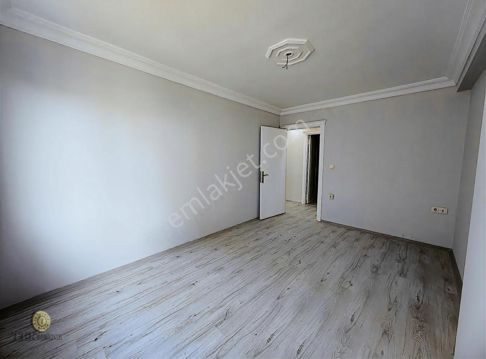 Muhittin Mah.de 3+1 135m² Arakat Site Tipi İskanlı Fırsat Daire - Görsel 16