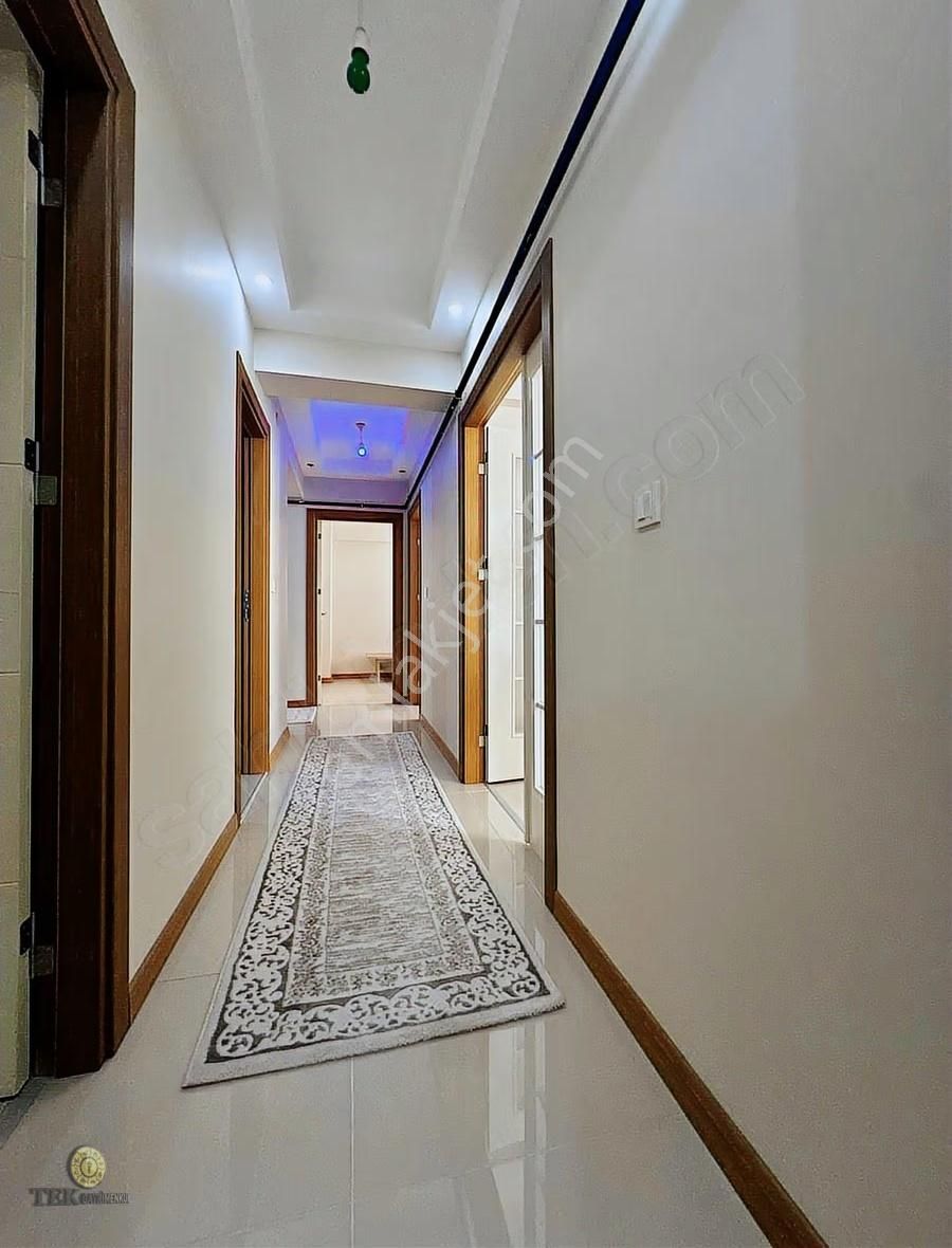 Muhittin Mahallesinde 3+1 145m² Arakat Site İçi Fırsat Dairemiz - Görsel 23