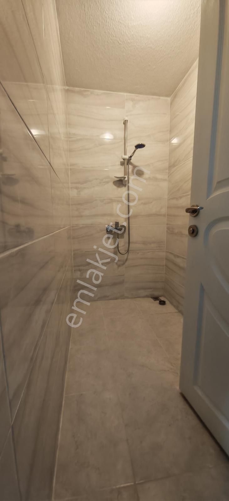 Demirci'de Satılık 2+1 Kat Mülkiyetli 111 M2 Net Dubleks Daire - Görsel 11