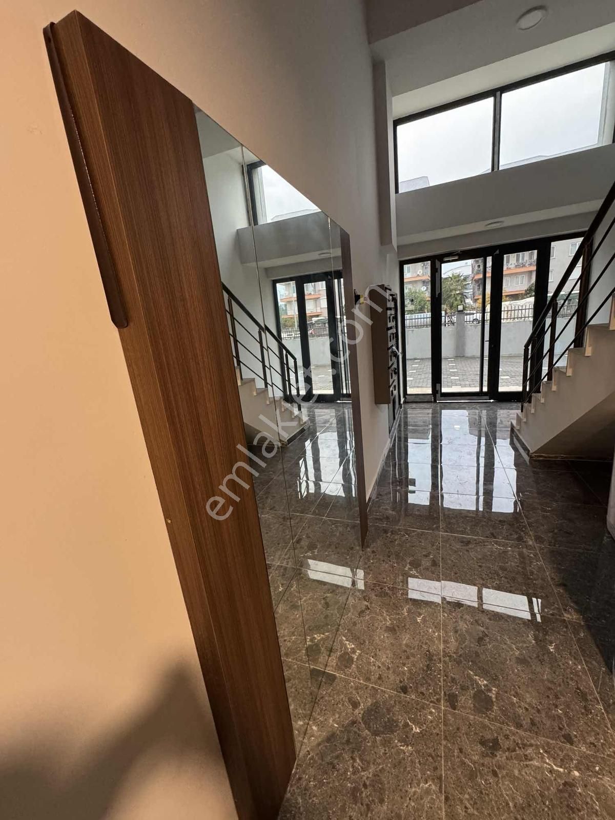 Havuz Ebeveyn Banyosu Cift Balkon Güney Cephe Ayrı Mutfak - Görsel 5