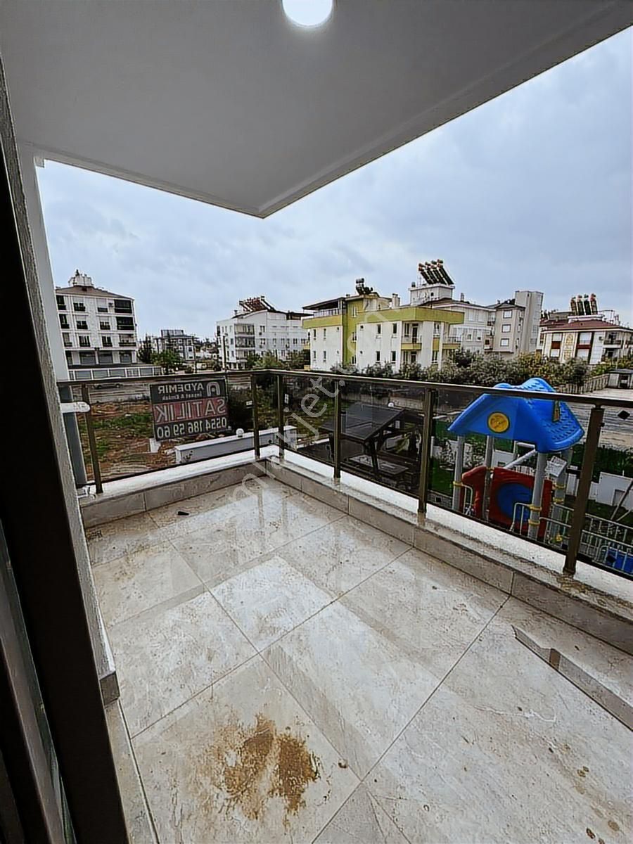 Geniş Lüx Havuzlu Sitede Sıfır Daire - Görsel 24