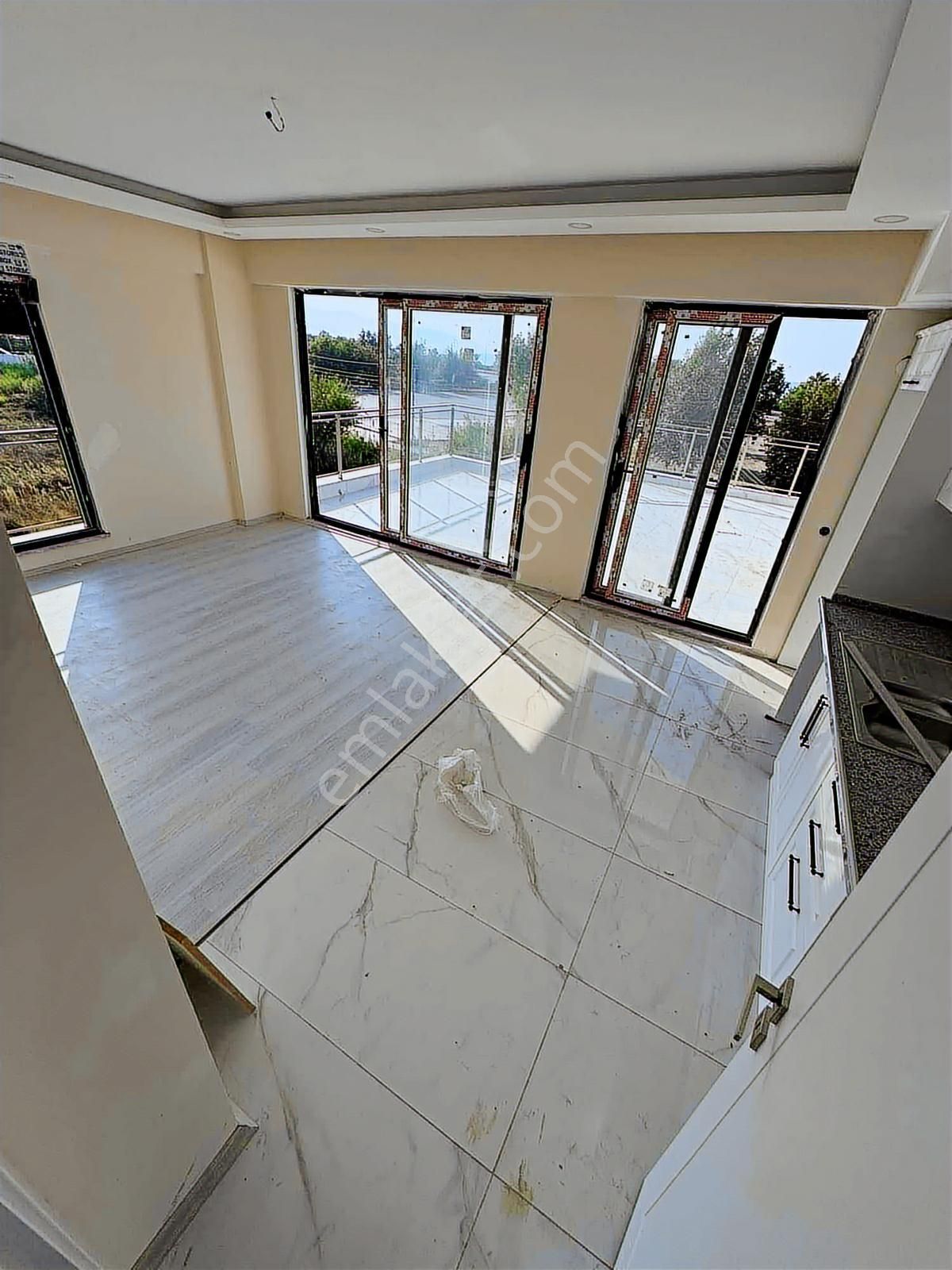 Denize Sıfır Konumda Deniz Manzaralı 1+1 Teraslı Sıfır Daire - Görsel 15