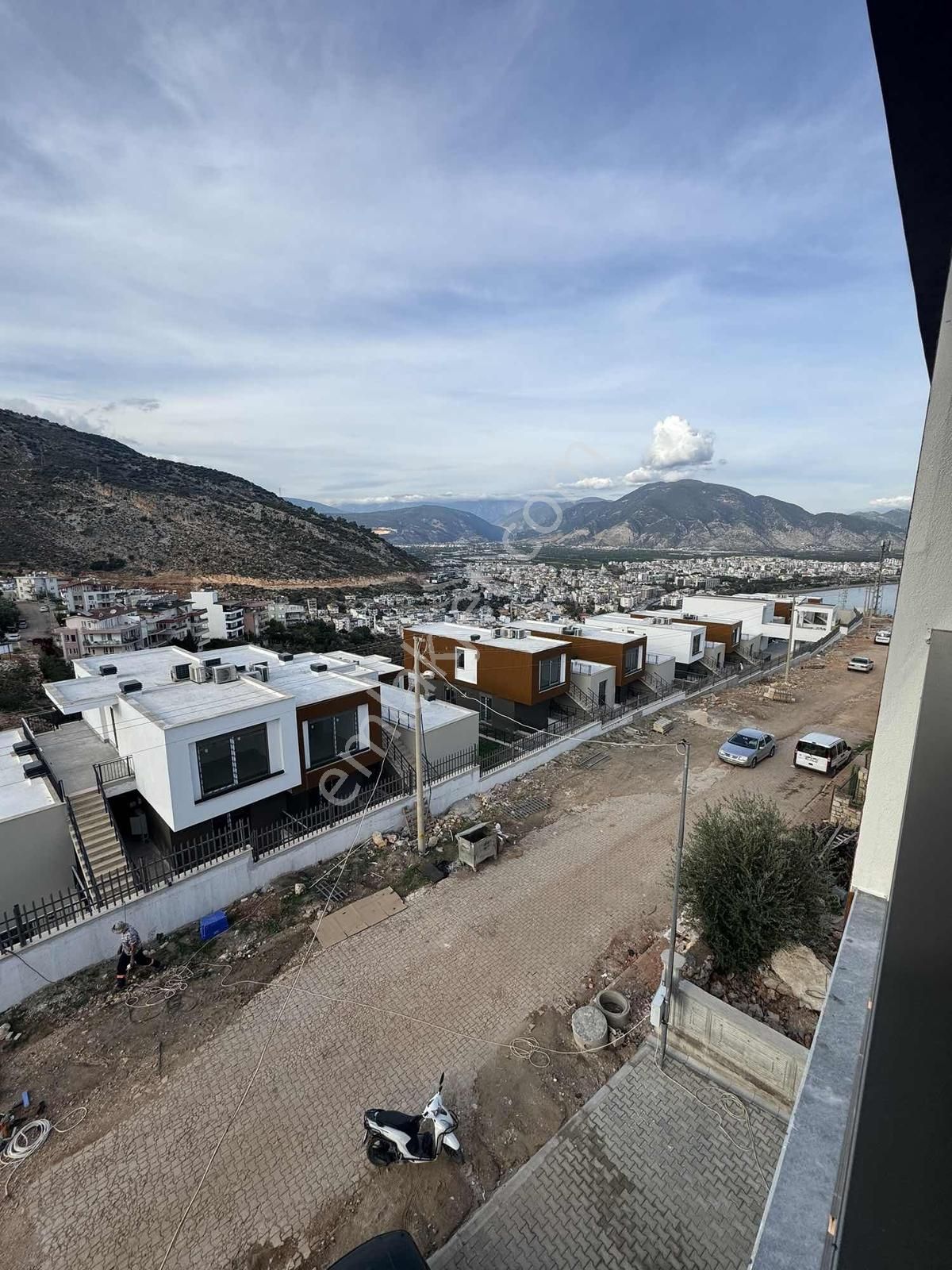 Sağlam Zeminde 1+1 Sıfır Satılık Fırsat Eşyalı Daire - Görsel 13