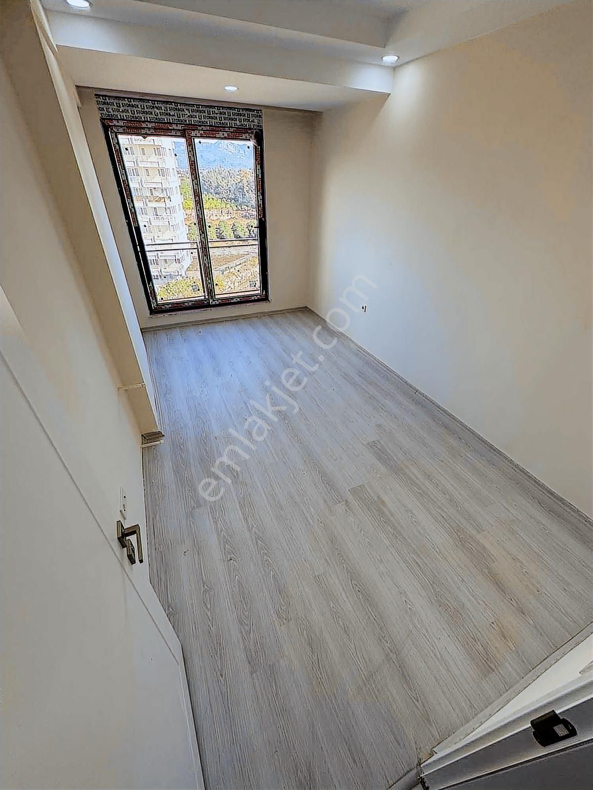 Gökhan Gökdemirden Denize Sıfır 2+1 Rezidans Satılık Lüks Daire - Görsel 21