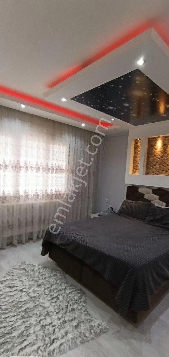 Manisa Turgutlu Cumhuriyet Mh 3+1 Çarşı İçinde Daire - Görsel 2