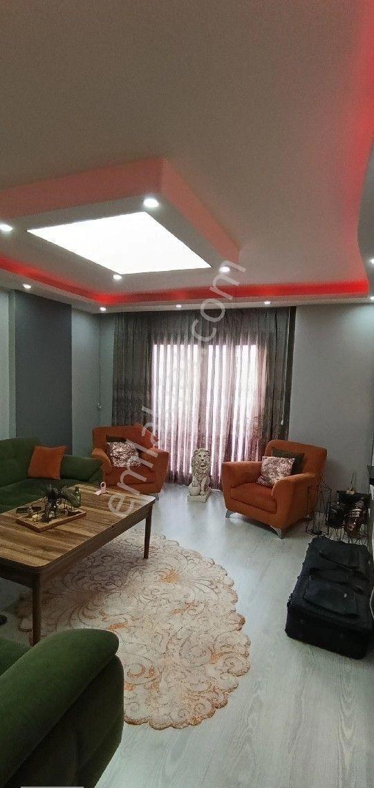 Manisa Turgutlu Cumhuriyet Mh 3+1 Çarşı İçinde Daire - Görsel 5