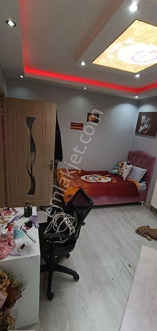 Manisa Turgutlu Cumhuriyet Mh 3+1 Çarşı İçinde Daire - Görsel 18