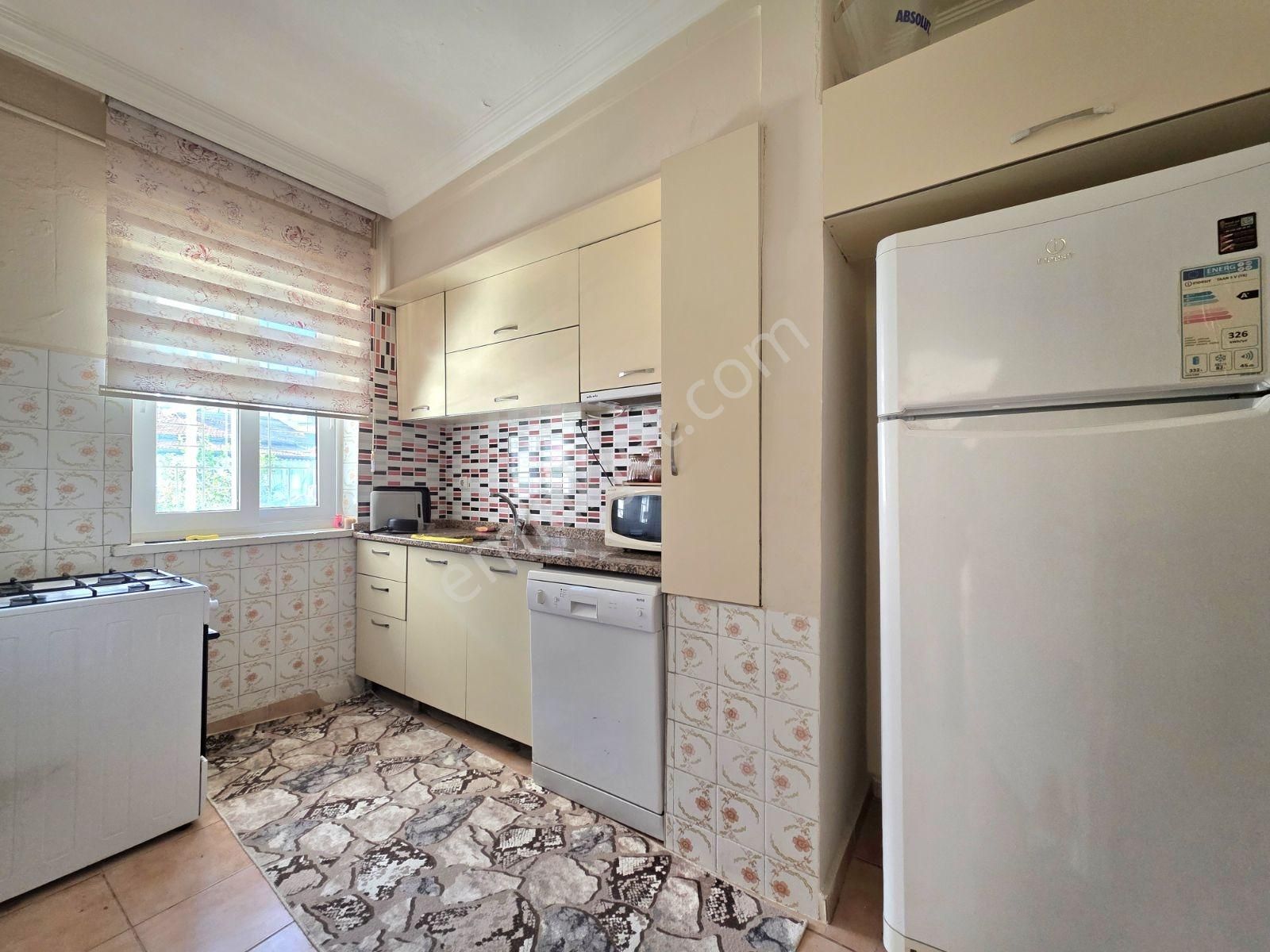 Fethiye Merkezinde Paspaturda 2+1 100m2 Eşyalı Kiralık Daire - Görsel 11