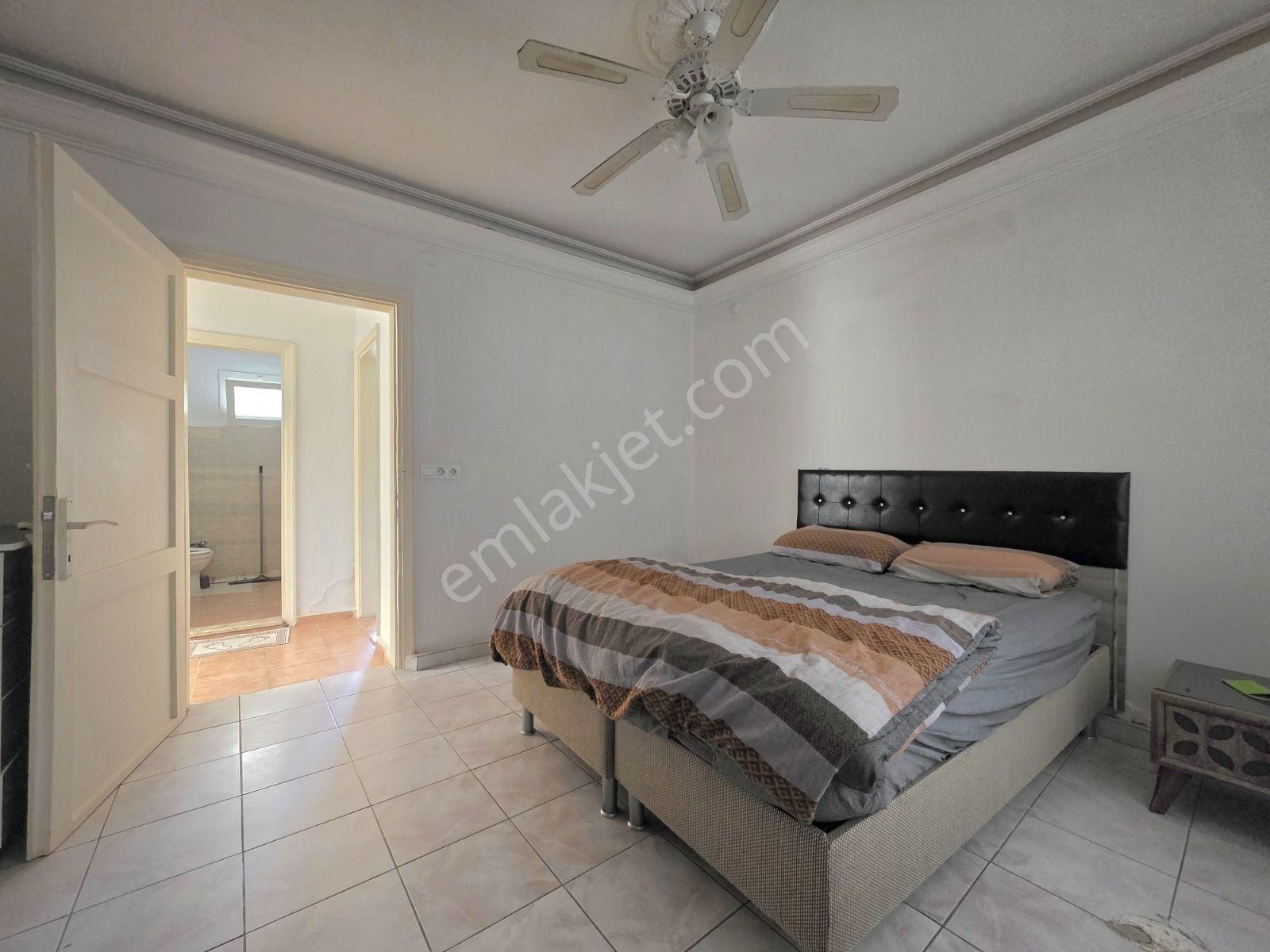 Fethiye Merkezinde Paspaturda 2+1 100m2 Eşyalı Kiralık Daire - Görsel 12