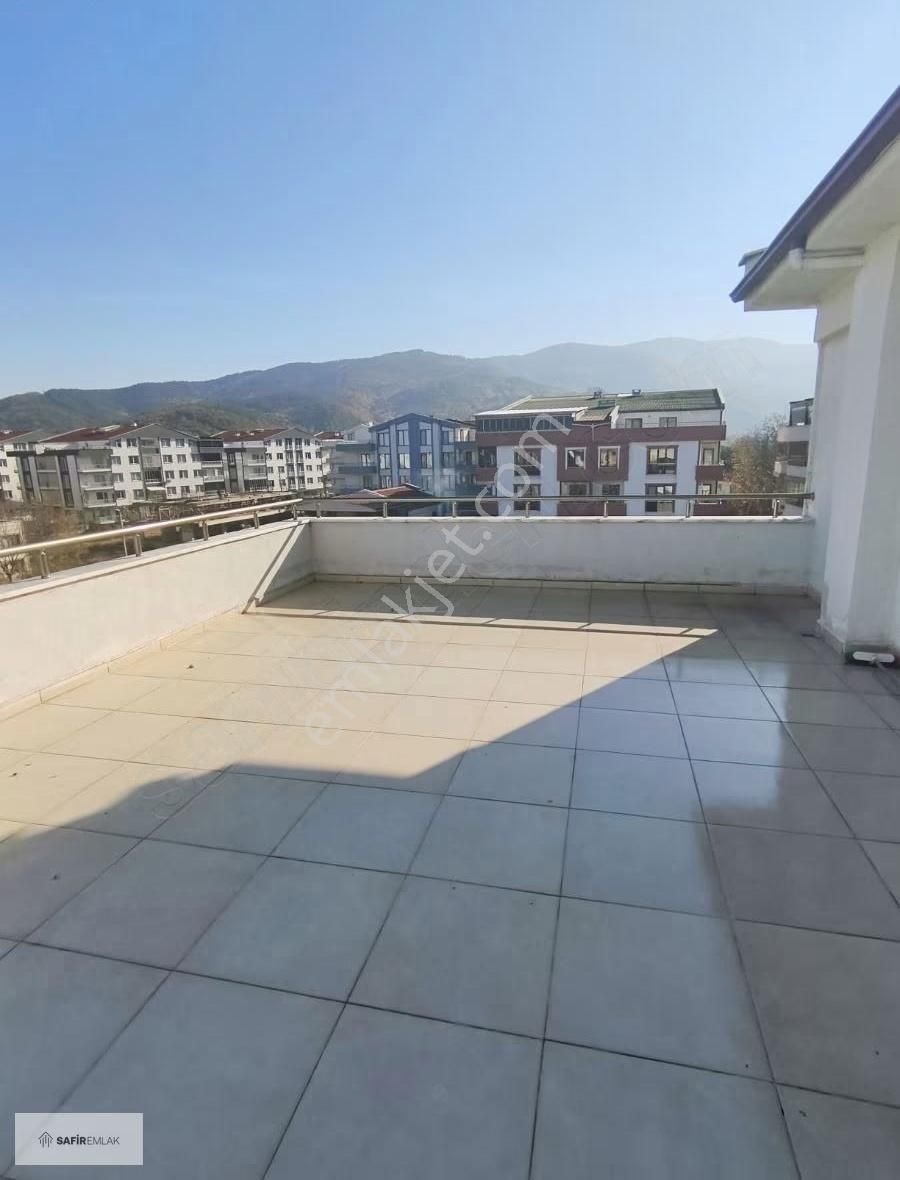 Geniş Daire Arayanlara Kiralık Dubleks - Görsel 19