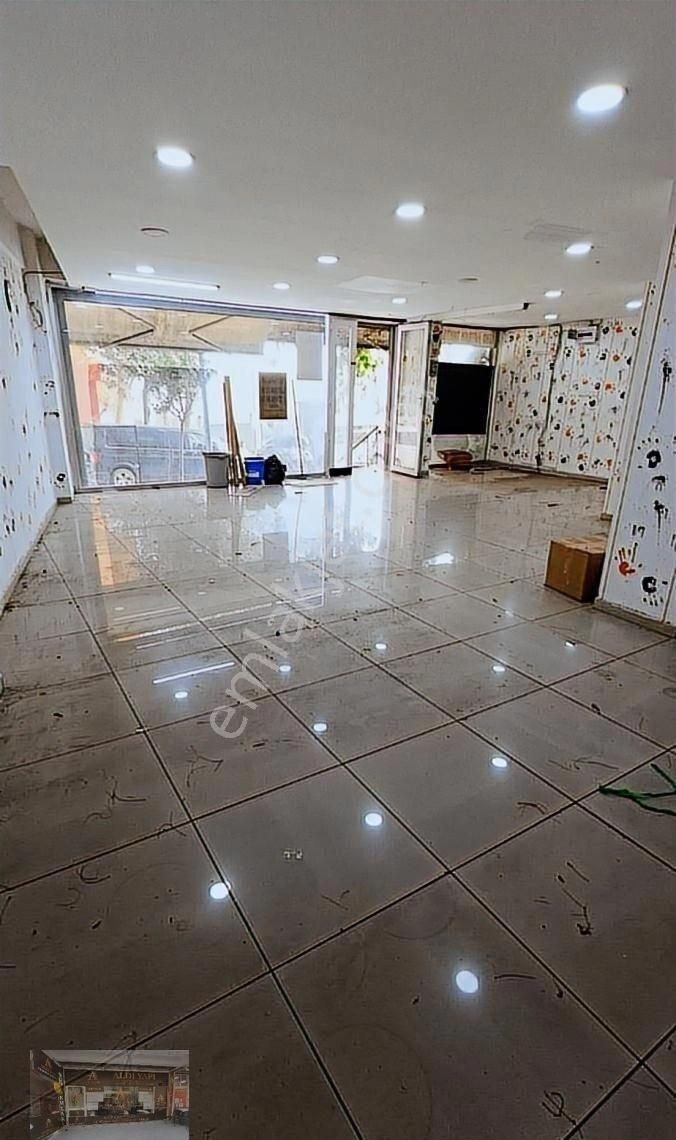 Bağcılar,da Metroya Yakın,25bintl(90m2, Temiz İşler İçin Uygun