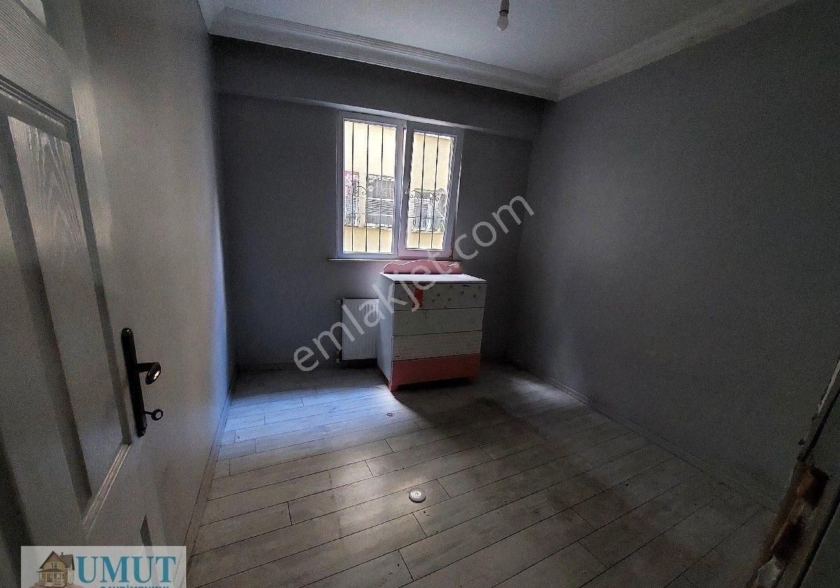 Gaziosmanpaşa Küçükköy Yeni Mah Satılık Bahçekat 2+1 85 M2 - Görsel 8