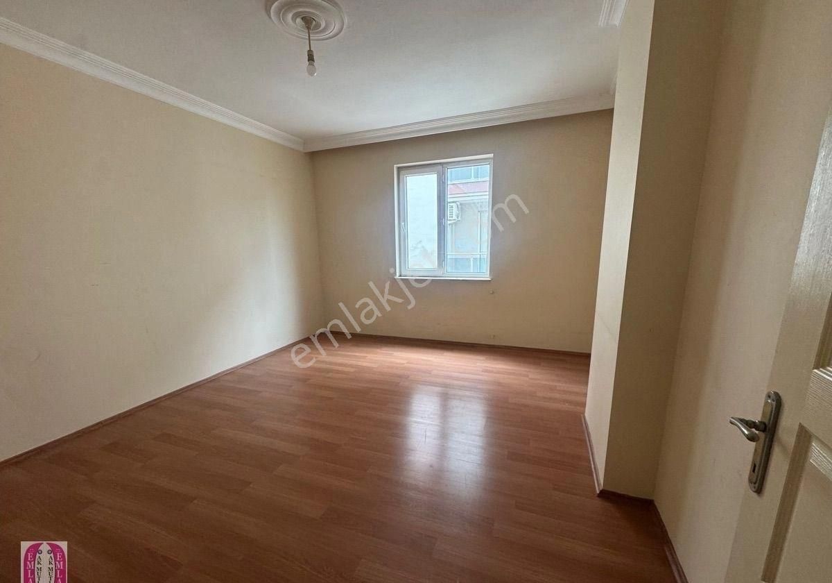 A K Mutludan Karşıyakada 2+1 Ara Kat Geniş Daire - Görsel 8